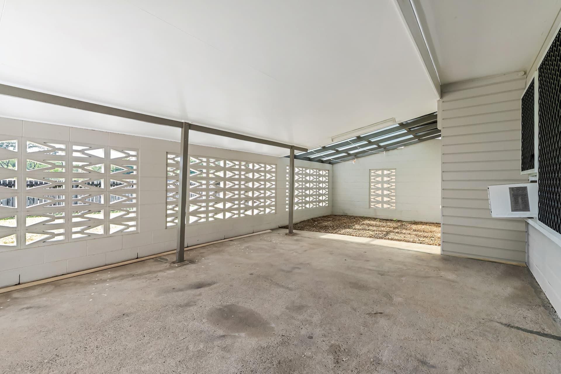 381 Lake Street, Cairns North, Cairns North - Thumbnail 3