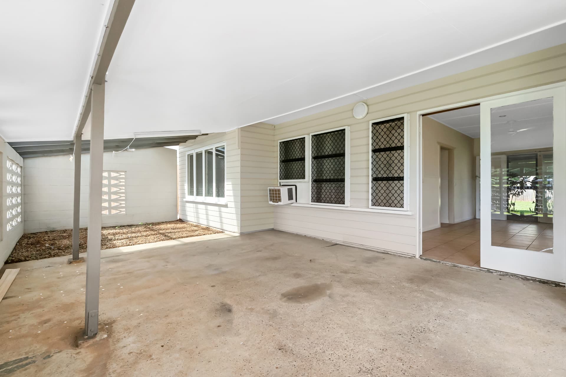 381 Lake Street, Cairns North, Cairns North - Thumbnail 4