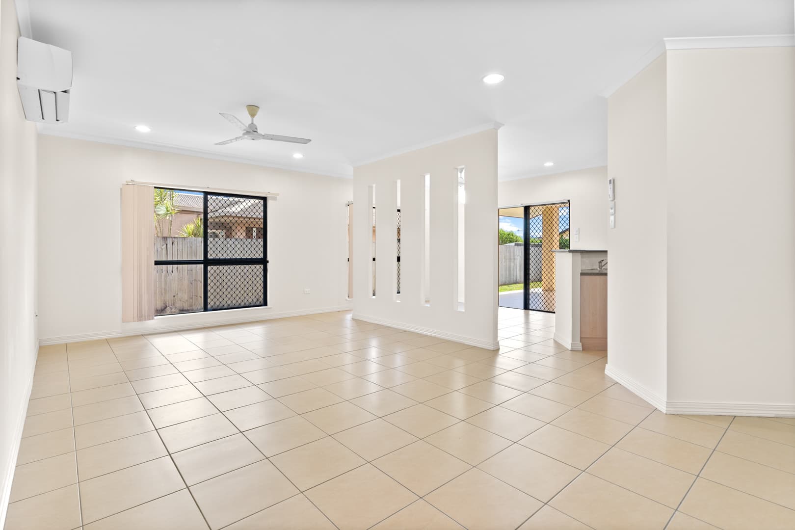17 Bassett Street, Kanimbla, Kanimbla - Thumbnail 3