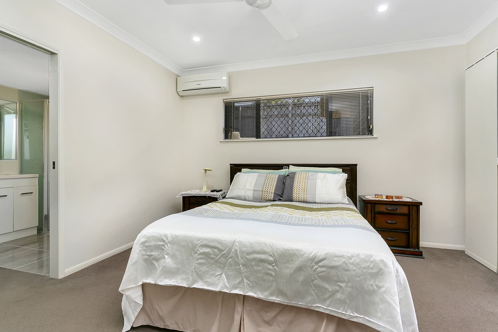 36 City View Crescent, Mooroobool, Mooroobool - Thumbnail 6