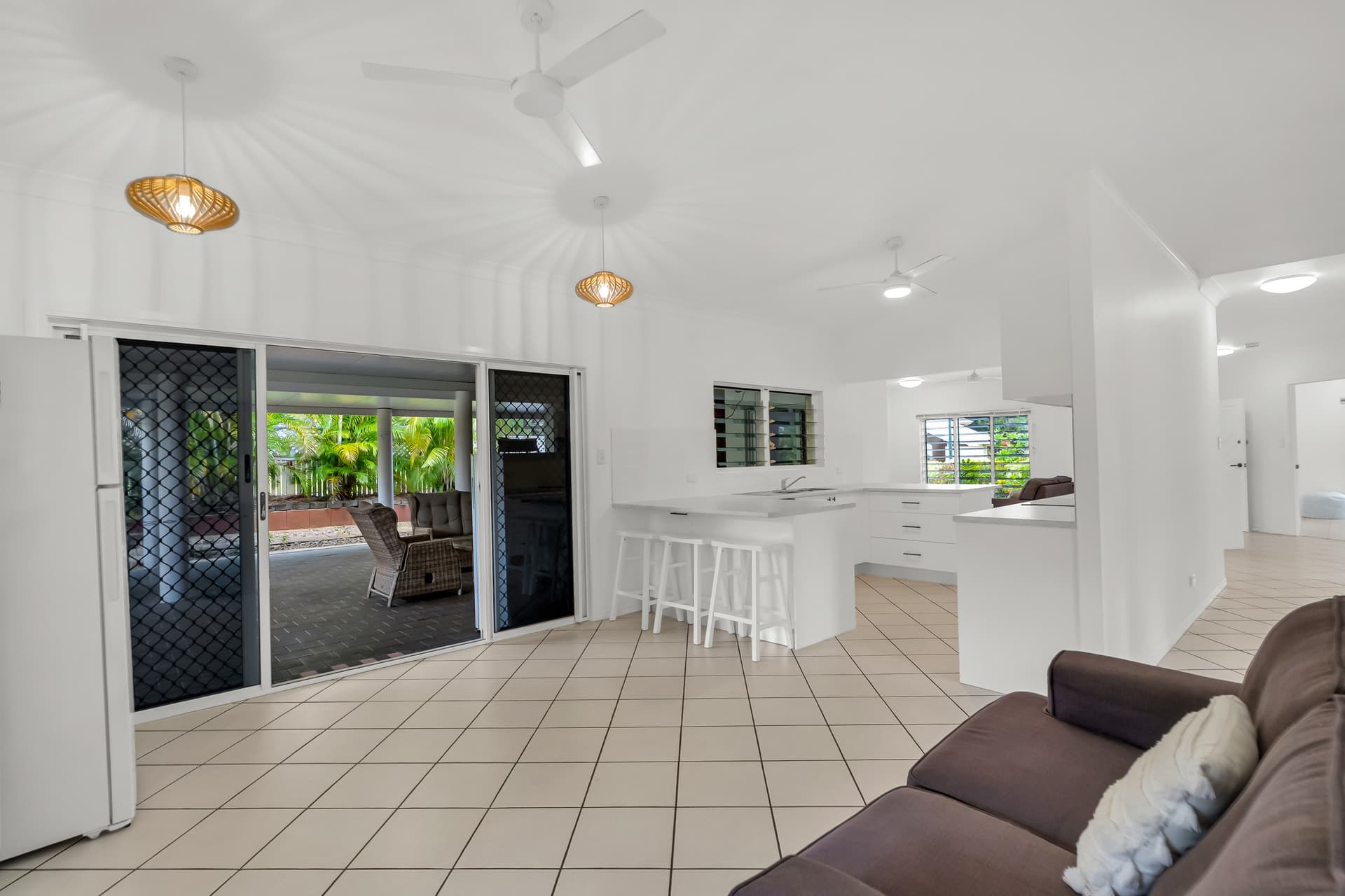 13 Bloomfield Close, Mount Sheridan, Mount Sheridan - Thumbnail 4
