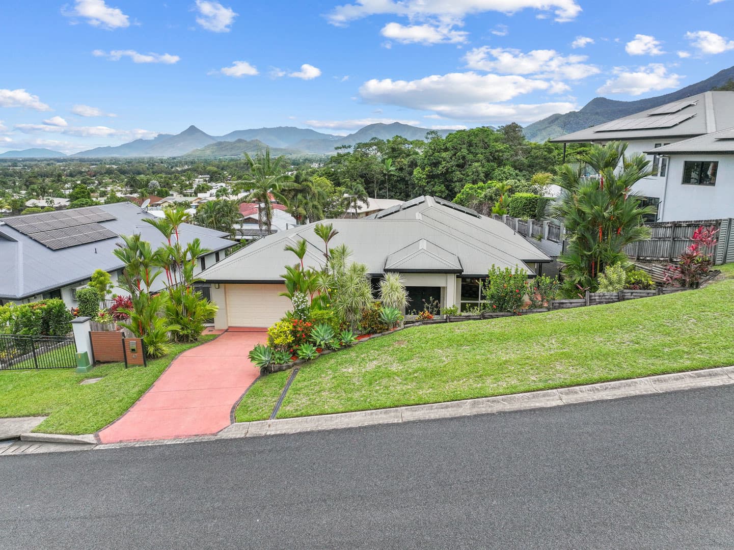 47 Verbena Drive, Mount Sheridan, Mount Sheridan - Thumbnail 2