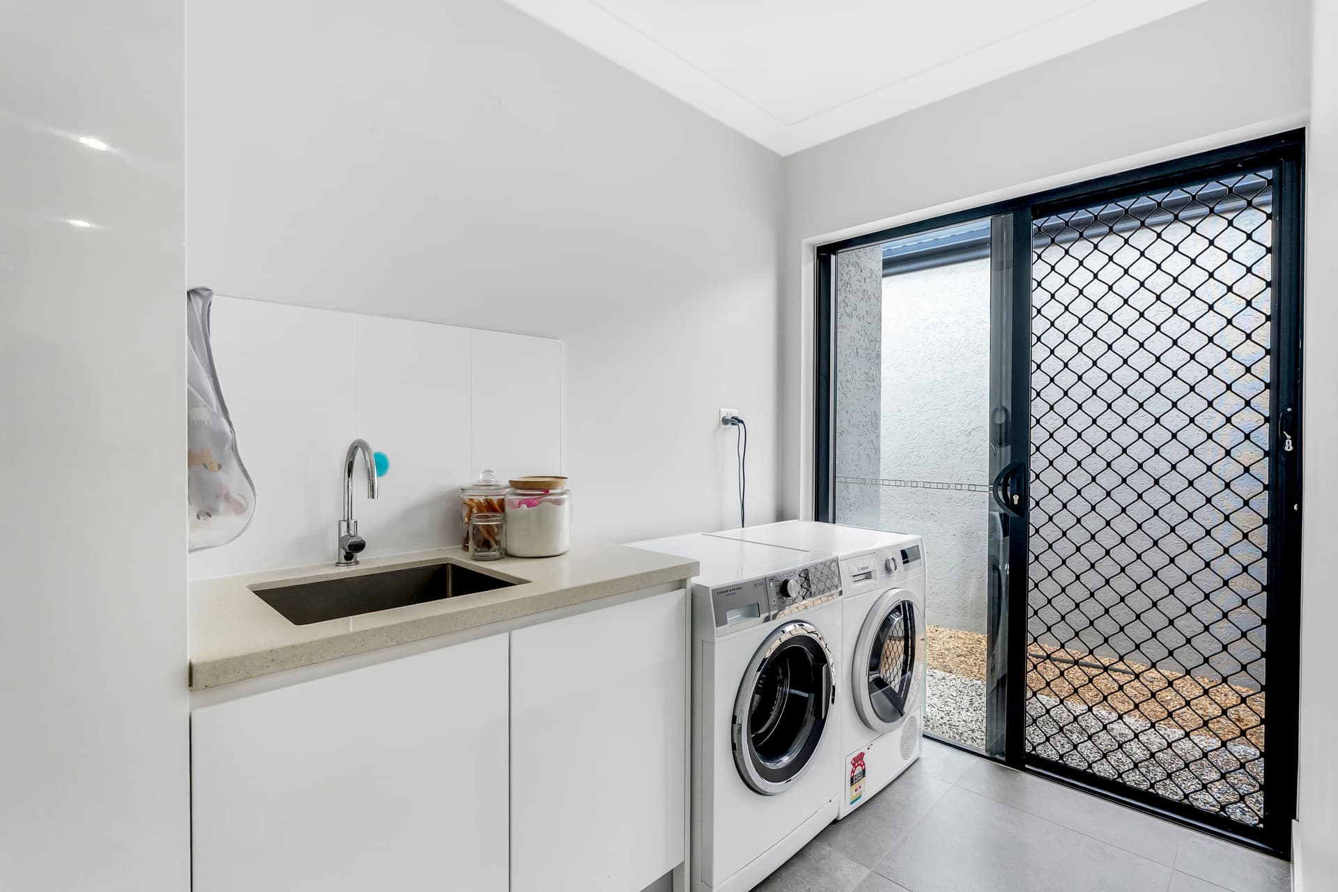 27 Barratta Circle, Trinity Park, Trinity Park - Thumbnail 5