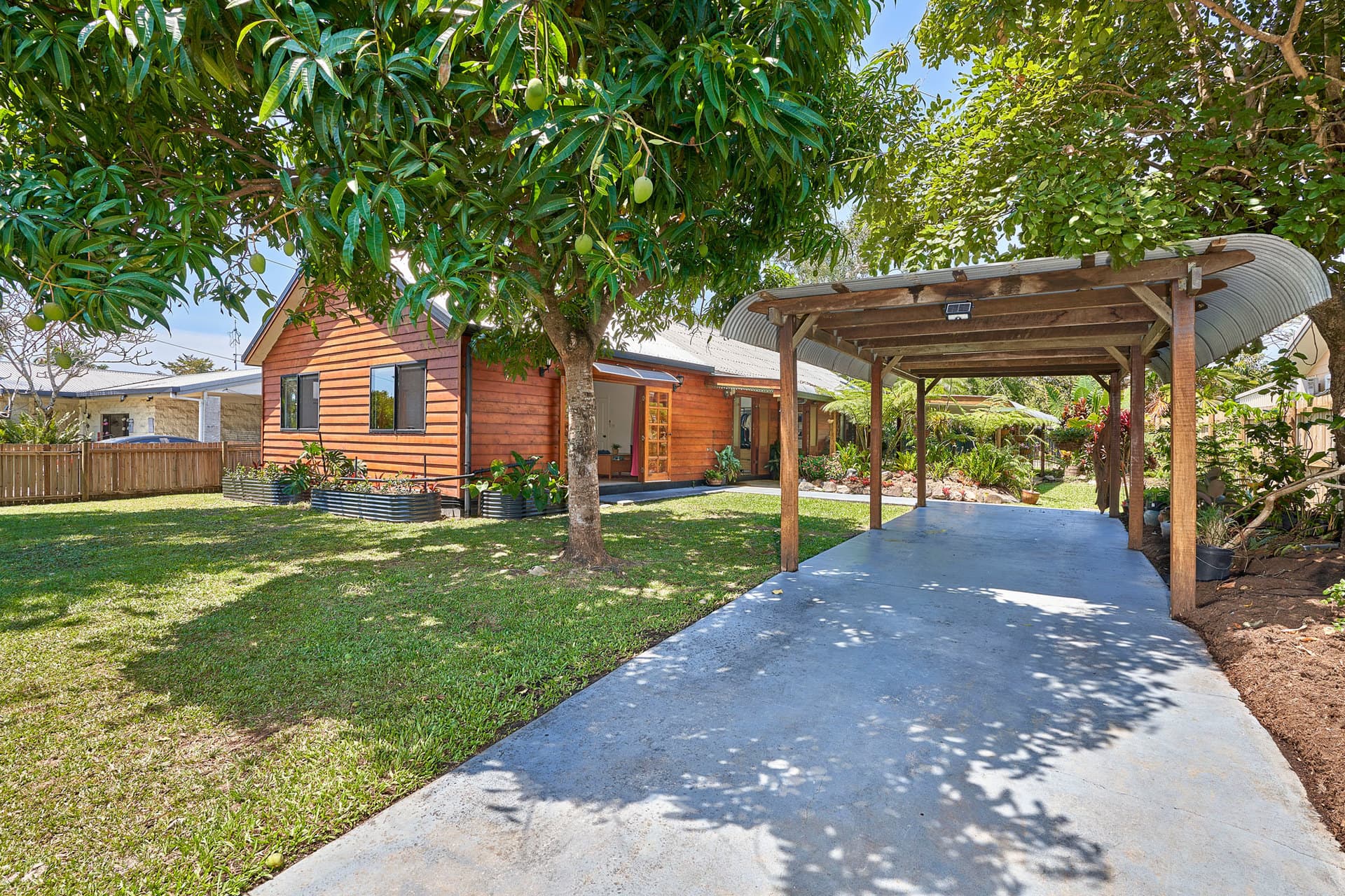 11 Conch Close, Trinity Beach, Trinity Beach - Thumbnail 2