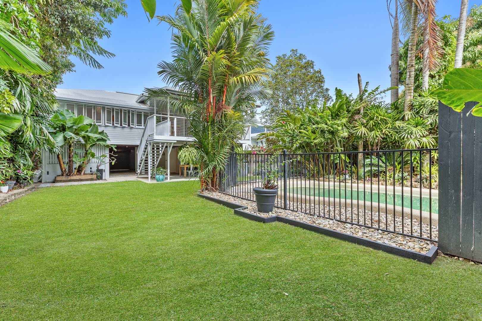 30 Rowe Street, Earlville, Earlville - Image 1