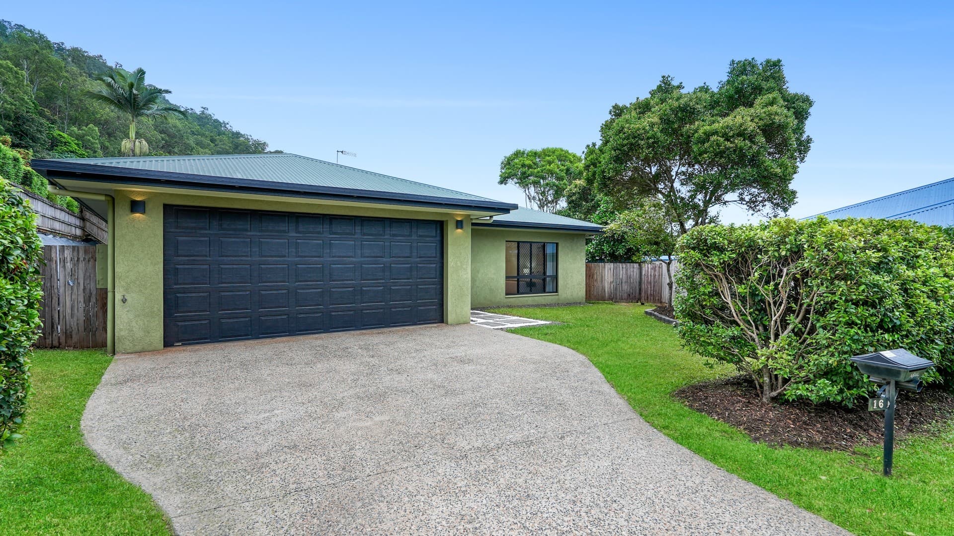16 Cygnet Close, Mount Sheridan, Mount Sheridan - Thumbnail 2