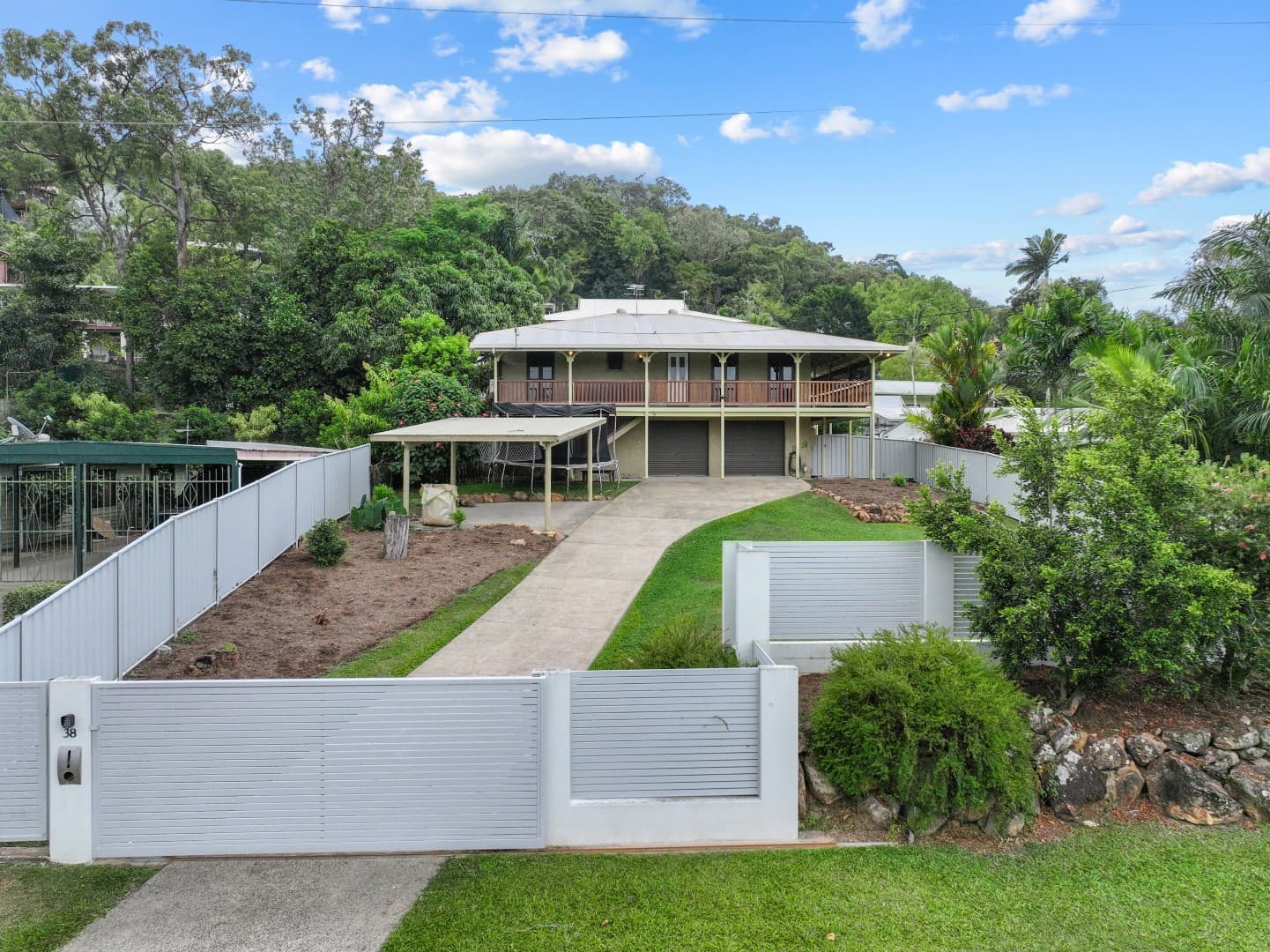 38 Stanton Road, Smithfield, Smithfield - Thumbnail 2