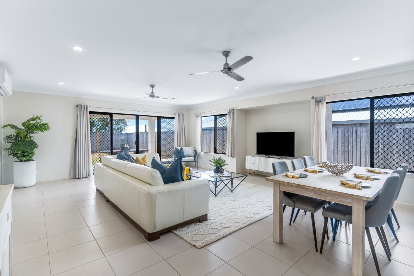 50 City View Crescent, Mooroobool, Mooroobool - Thumbnail 3