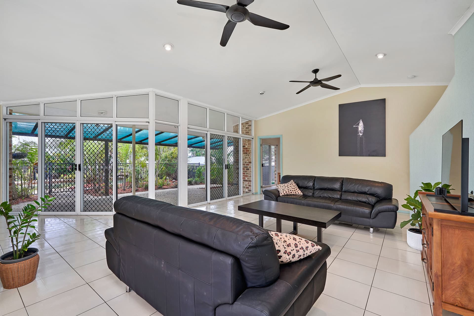 4 Clearwater Street, Freshwater, Freshwater - Thumbnail 4