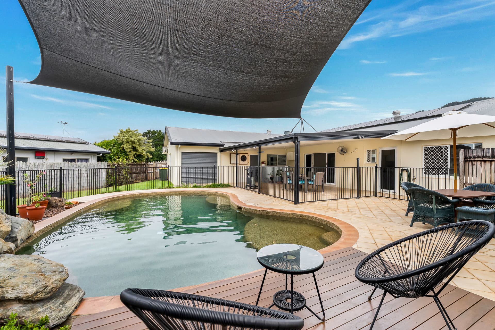 18 Fife Close, Mount Sheridan, Mount Sheridan - Thumbnail 2