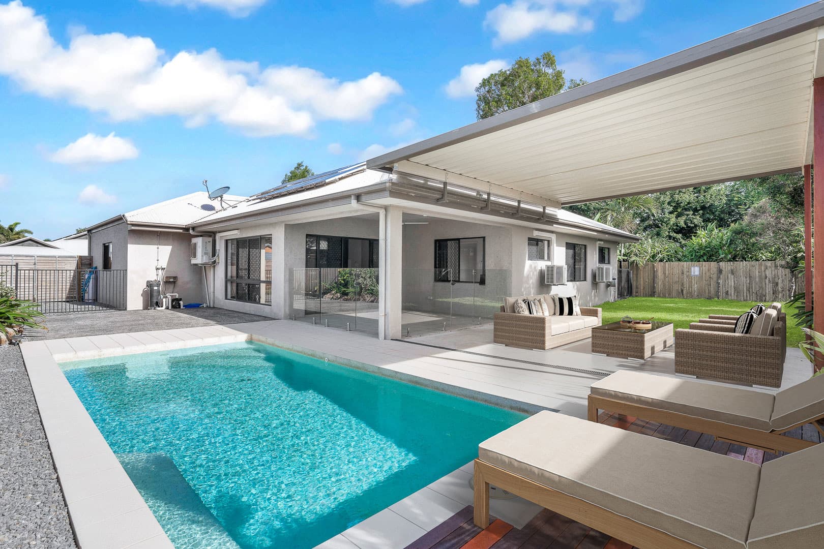 11 Angor Road, Trinity Park, Trinity Park - Image 1