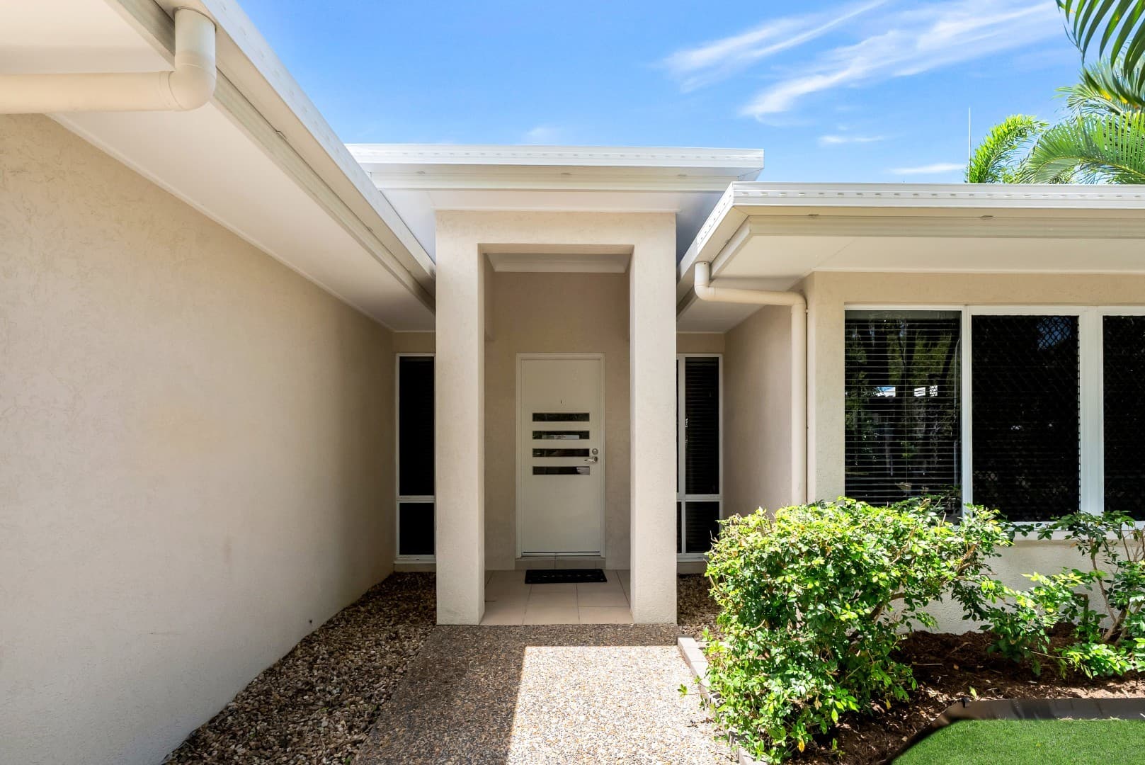 13 Norwood Crescent, Trinity Park, Trinity Park - Thumbnail 4