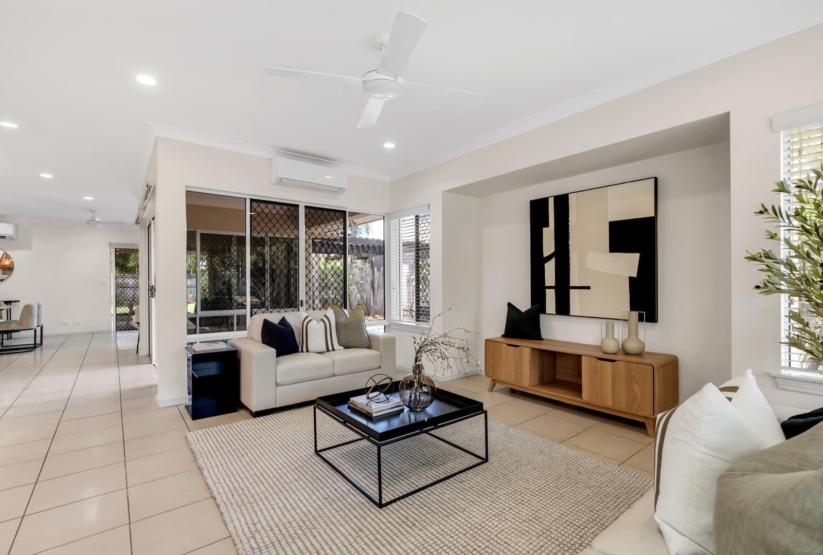 13 Norwood Crescent, Trinity Park, Trinity Park - Thumbnail 7