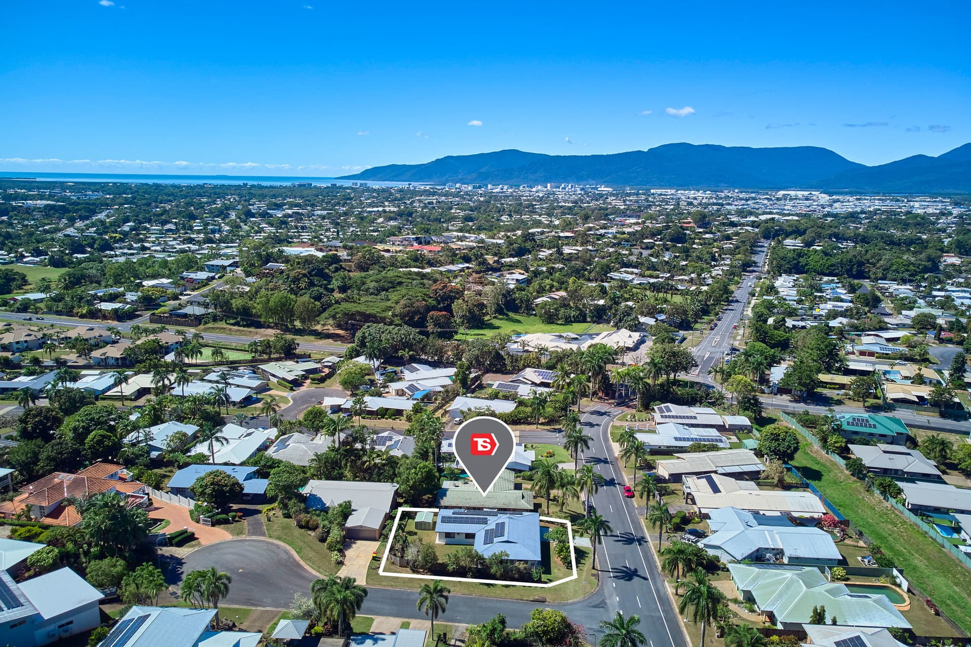 12 Summerhill Drive, Mooroobool, Mooroobool - Image 1