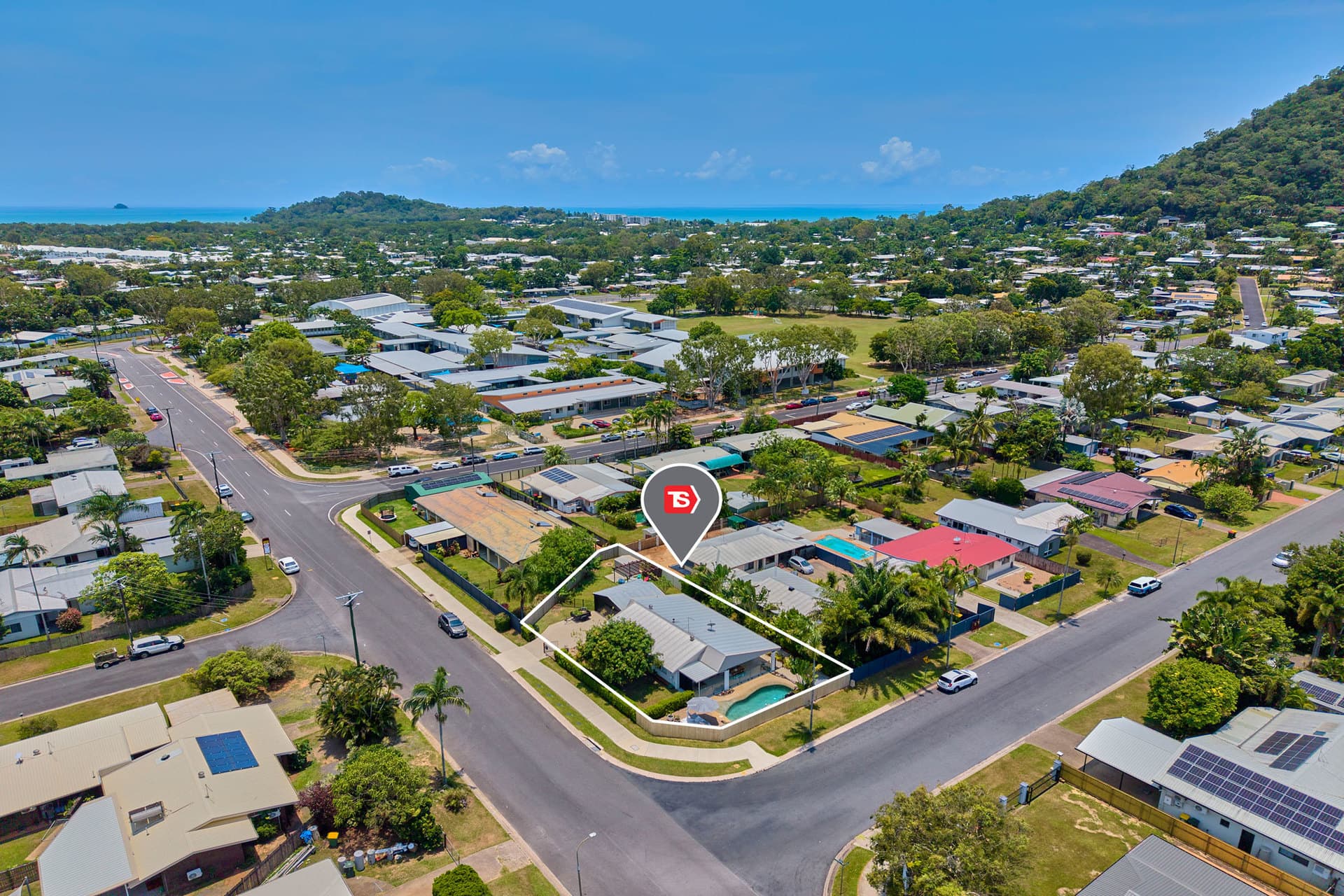 21 Wewak Street, Trinity Beach, Trinity Beach - Image 1