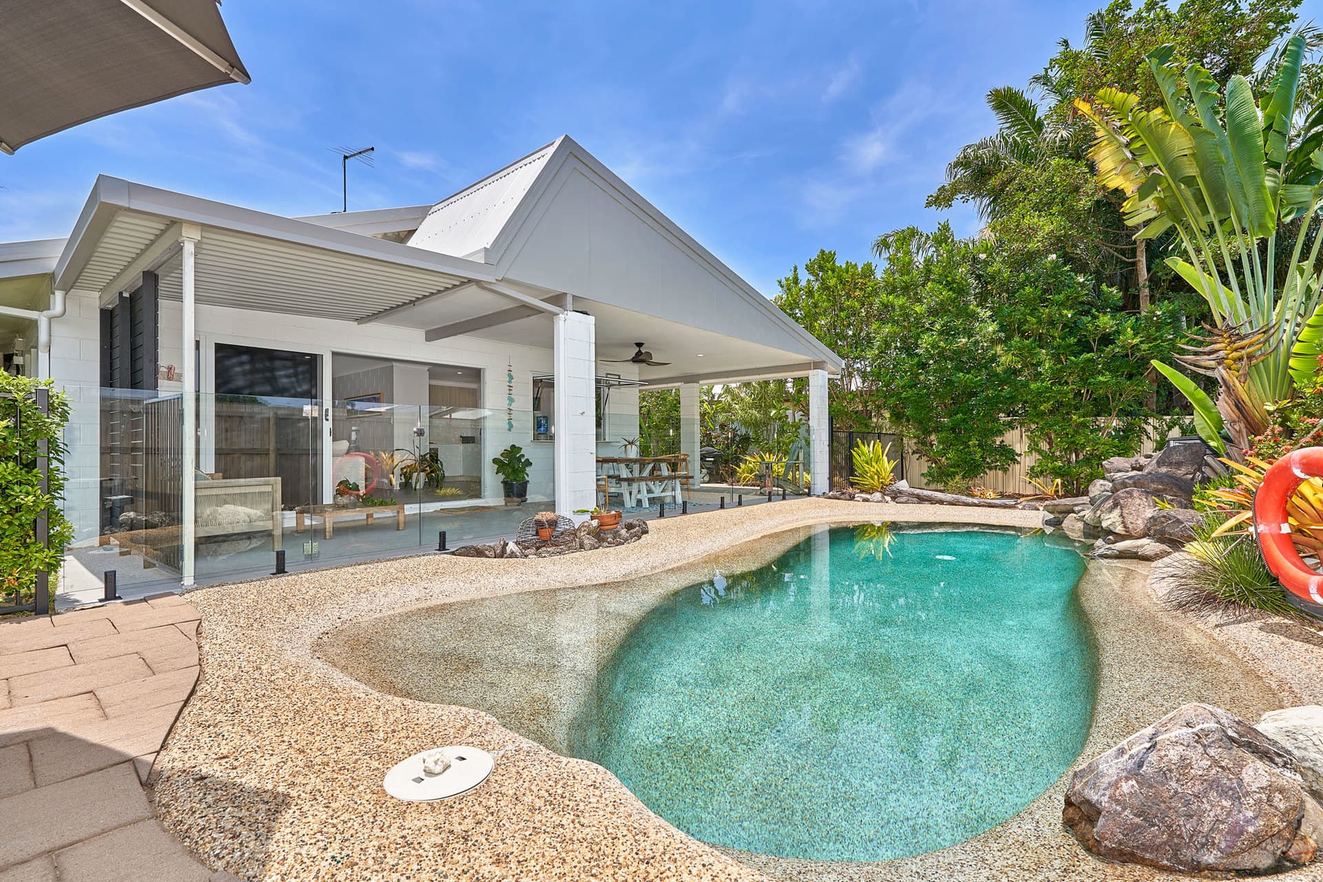 21 Wewak Street, Trinity Beach, Trinity Beach - Thumbnail 3
