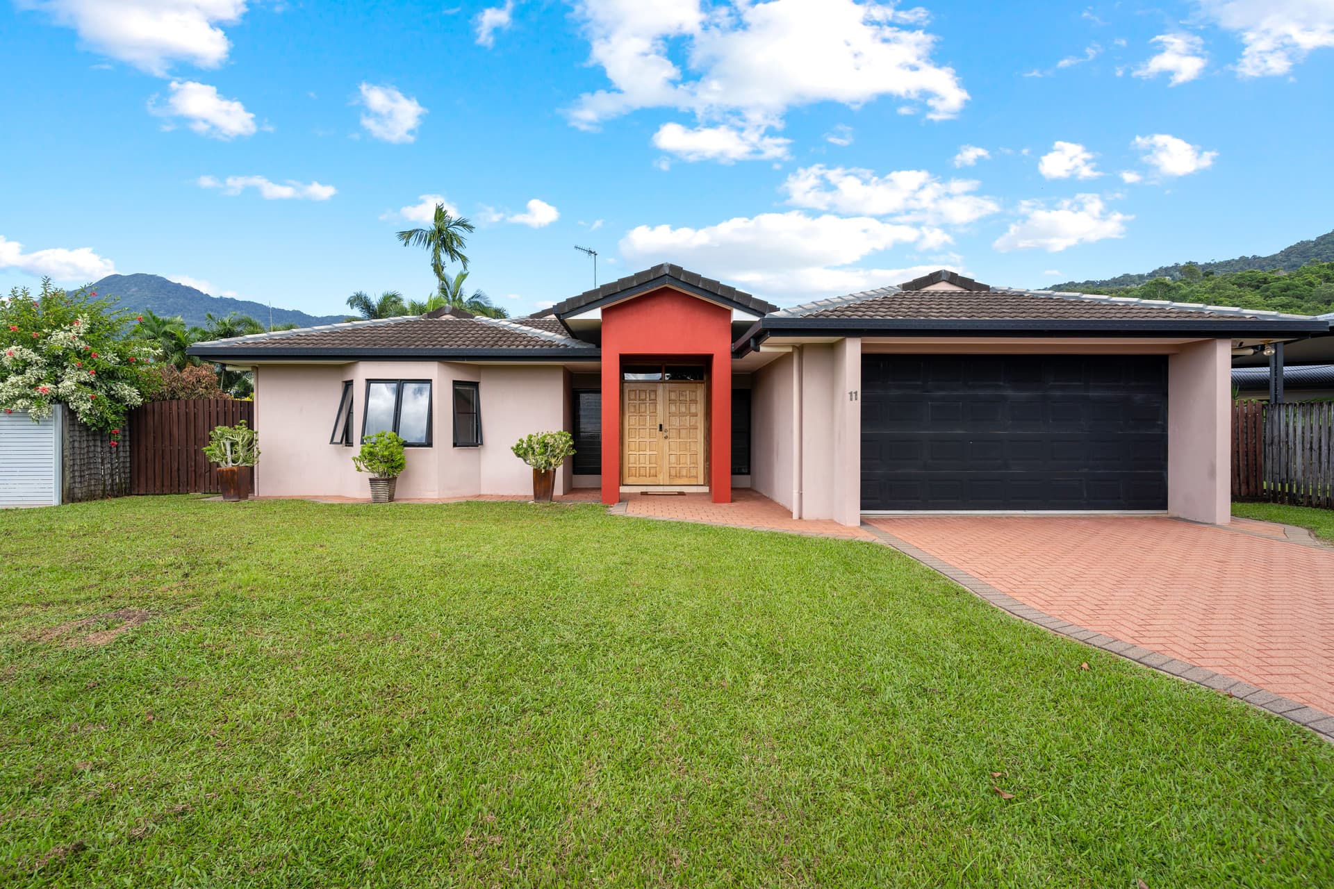 11 Kulgun Street, Caravonica, Caravonica - Thumbnail 2