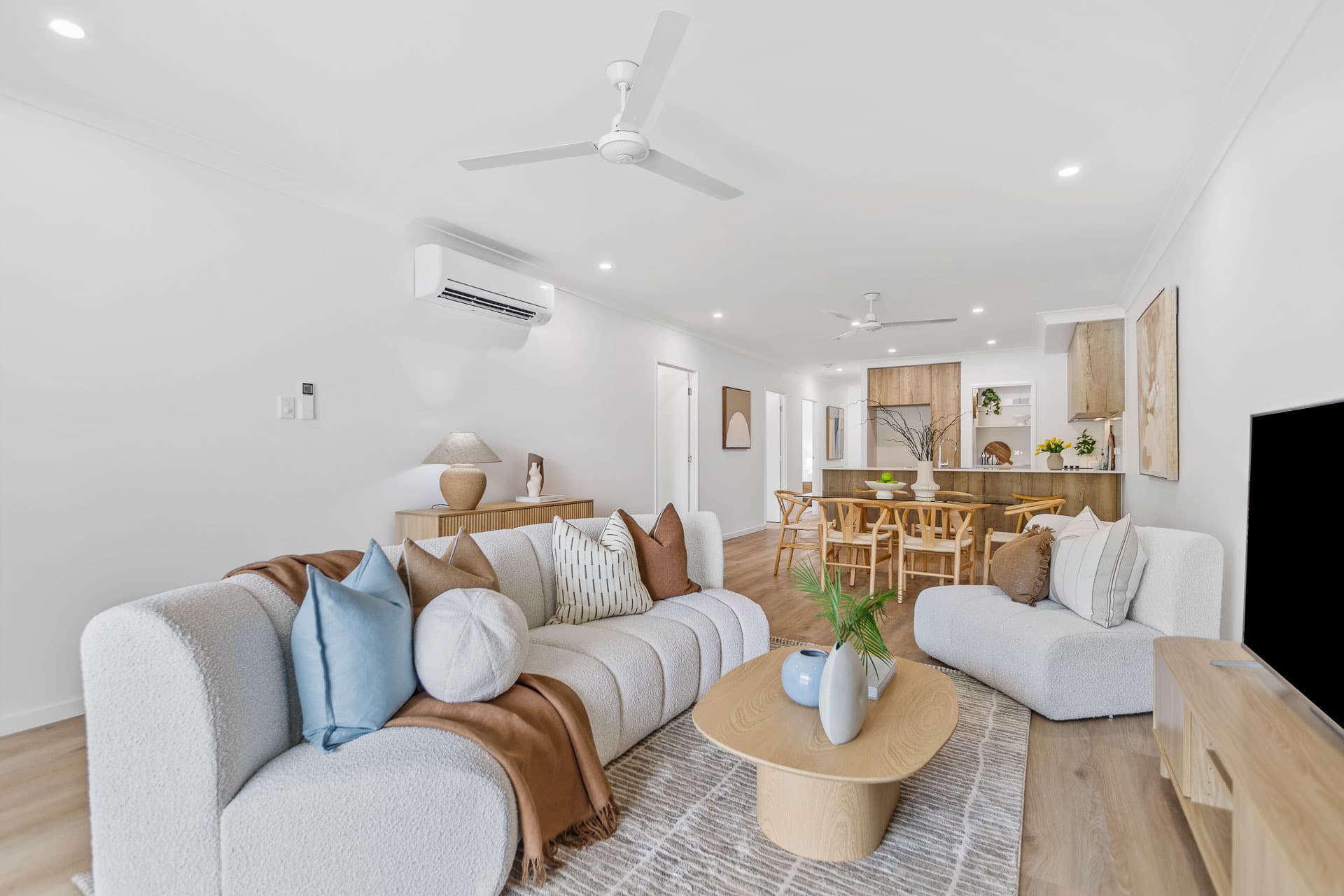 1B Mayo Court, Redlynch, Redlynch - Thumbnail 2