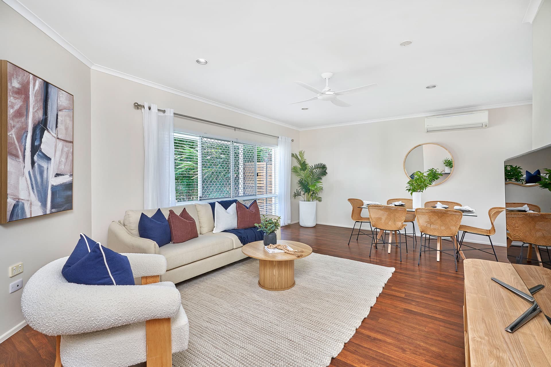 2 Redfern Place, Mooroobool, Mooroobool - Thumbnail 4