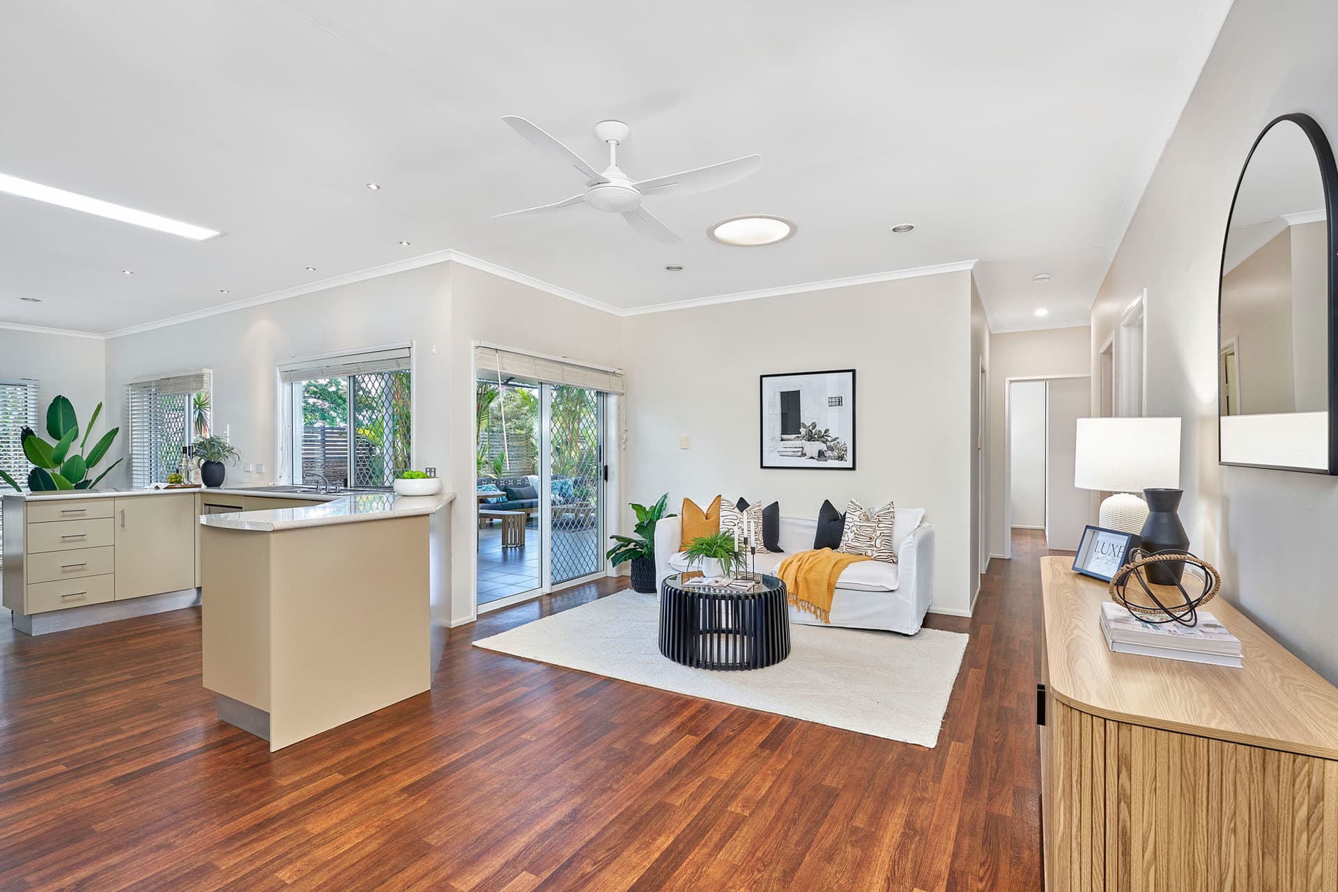 2 Redfern Place, Mooroobool, Mooroobool - Thumbnail 7