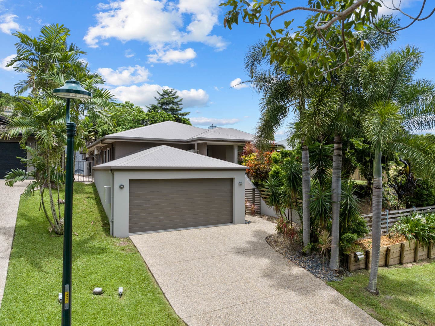 5 Chapel Close, Brinsmead, Brinsmead - Thumbnail 2