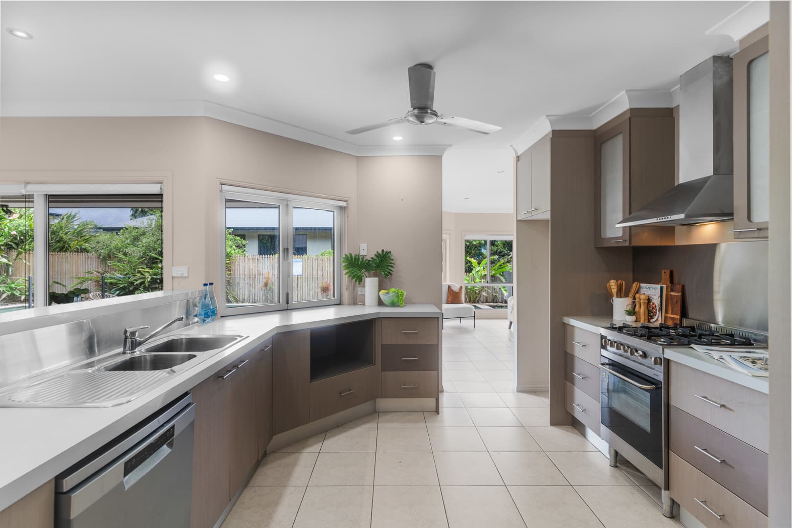 5 Chapel Close, Brinsmead, Brinsmead - Thumbnail 7