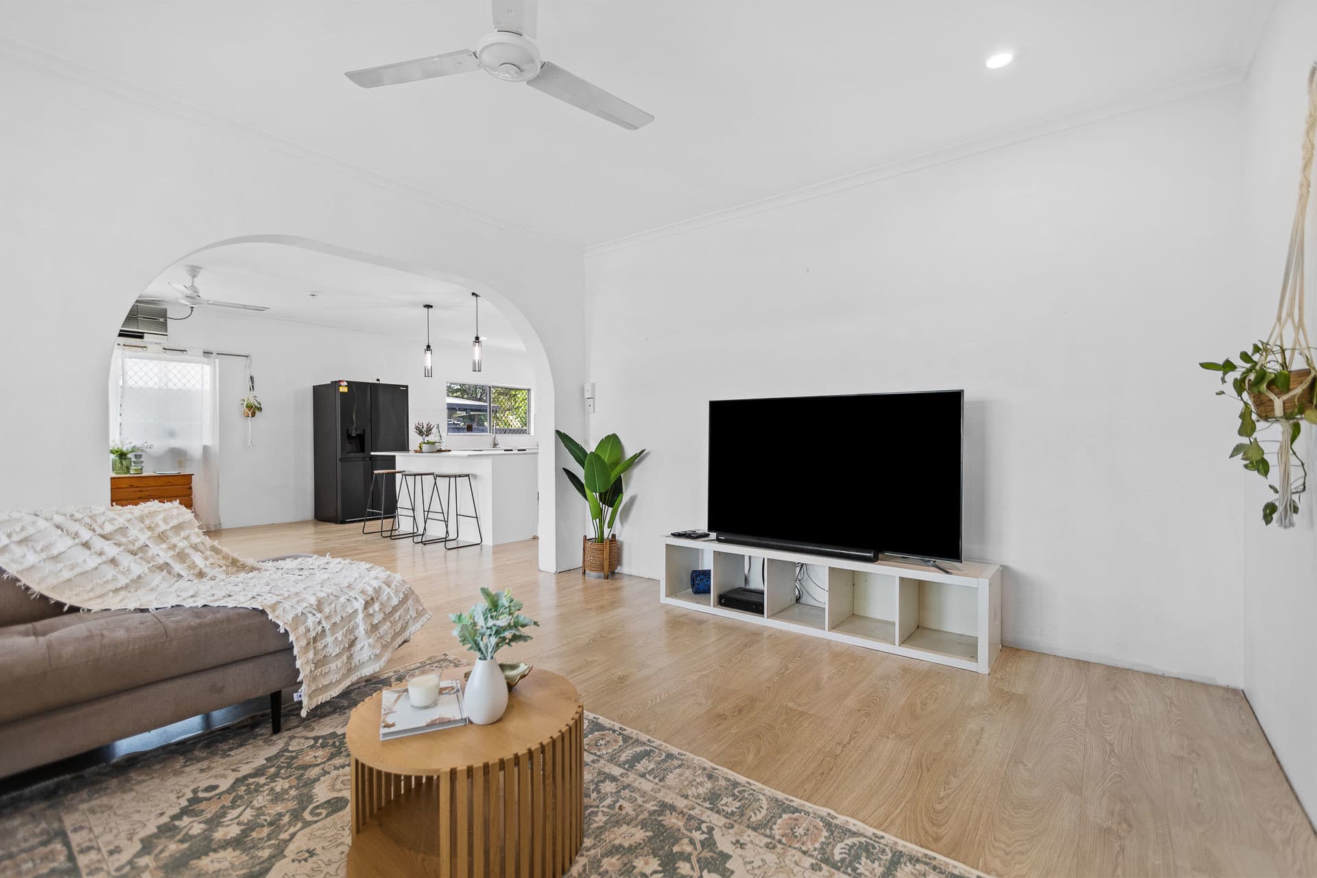 25 Sunflower Drive, Mooroobool, Mooroobool - Thumbnail 4