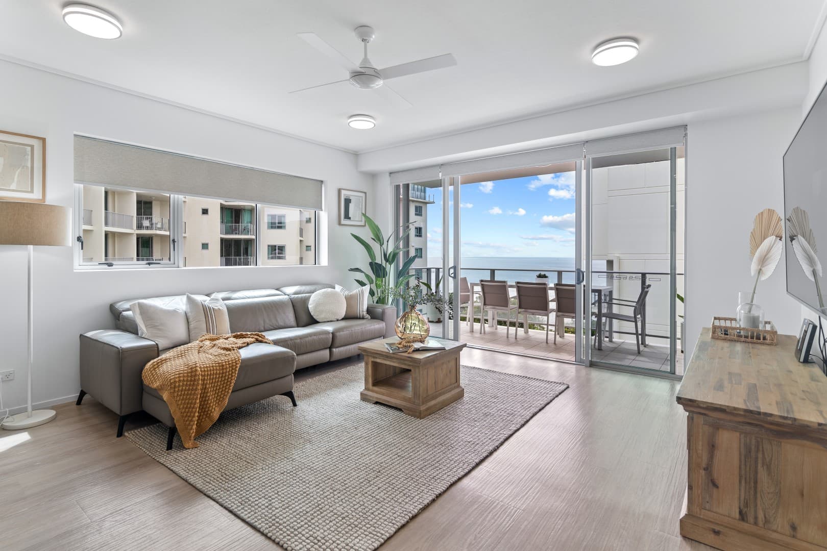 30902/2 Aplin Street, Cairns City, Cairns City - Thumbnail 2