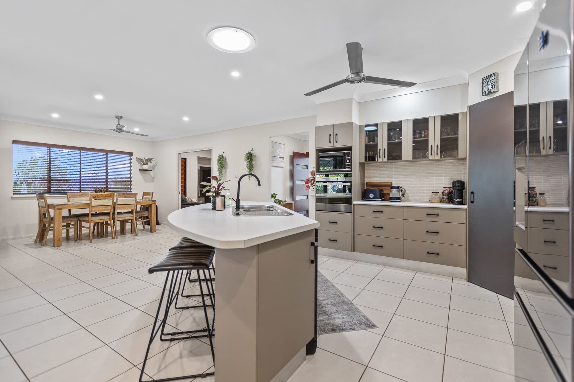 6 Densmore Close, Bentley Park, Bentley Park - Thumbnail 7