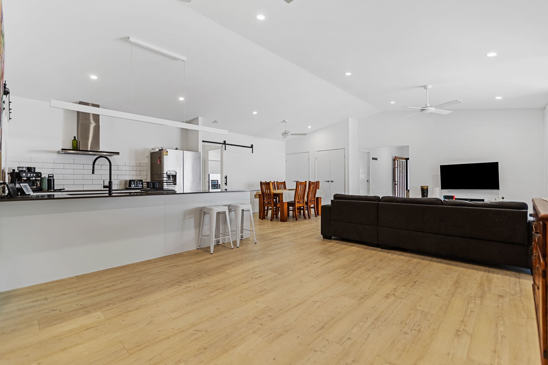 14 Hannus Street, Edmonton, Edmonton - Thumbnail 2