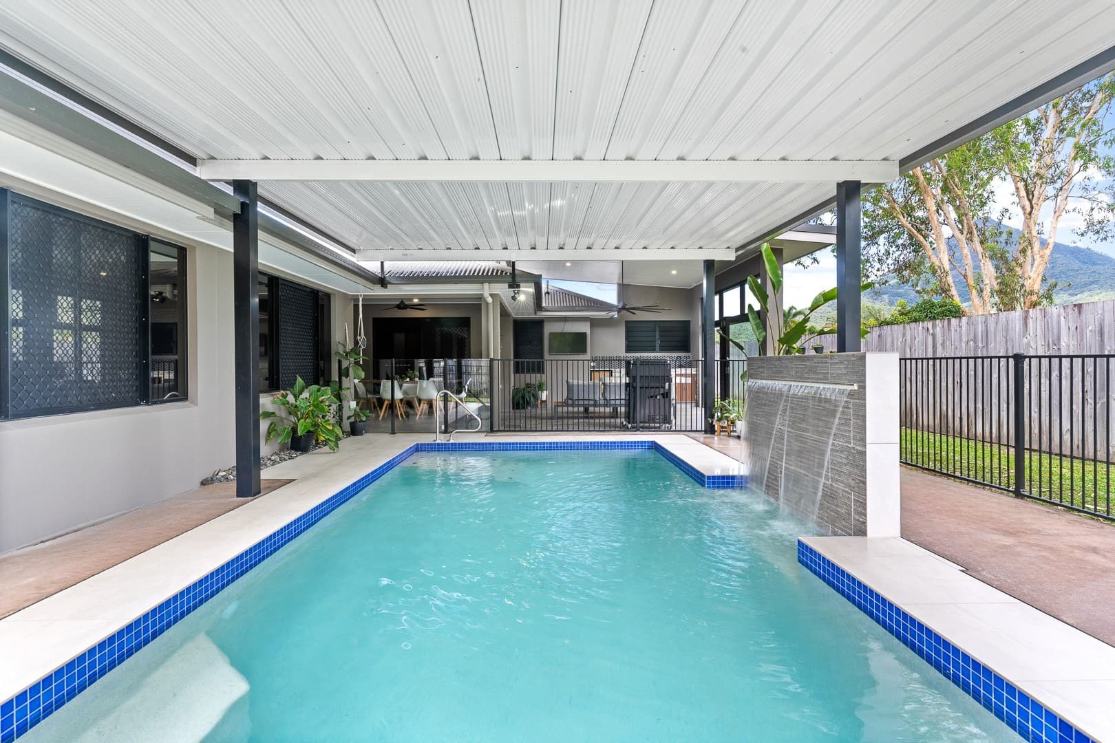21 Leighton Crescent, Gordonvale, Gordonvale - Thumbnail 2