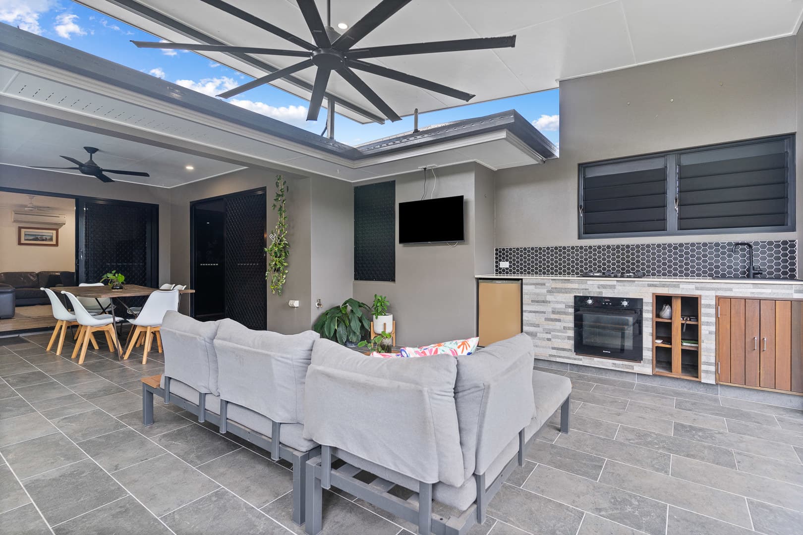 21 Leighton Crescent, Gordonvale, Gordonvale - Thumbnail 5