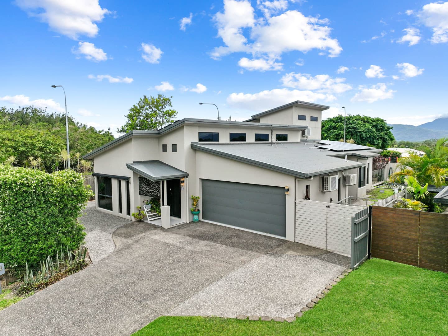 14 Wenlock Close, Mount Sheridan, Mount Sheridan - Image 1