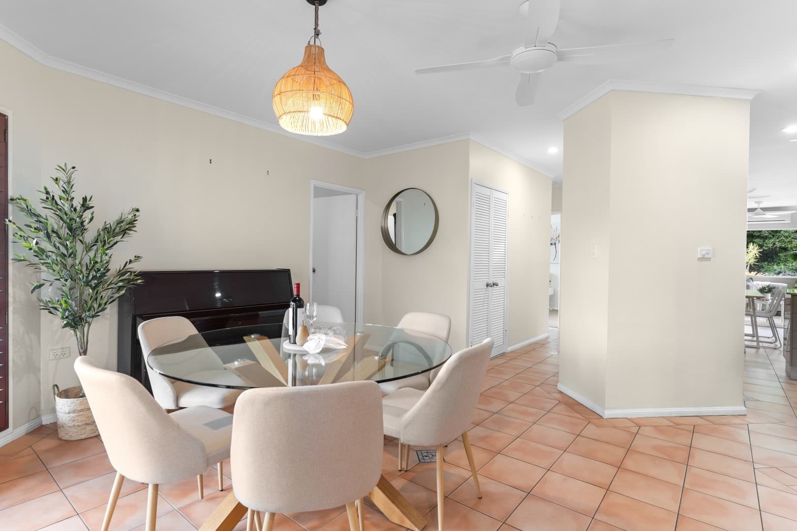 17 Strathmore Court, Mooroobool, Mooroobool - Thumbnail 6