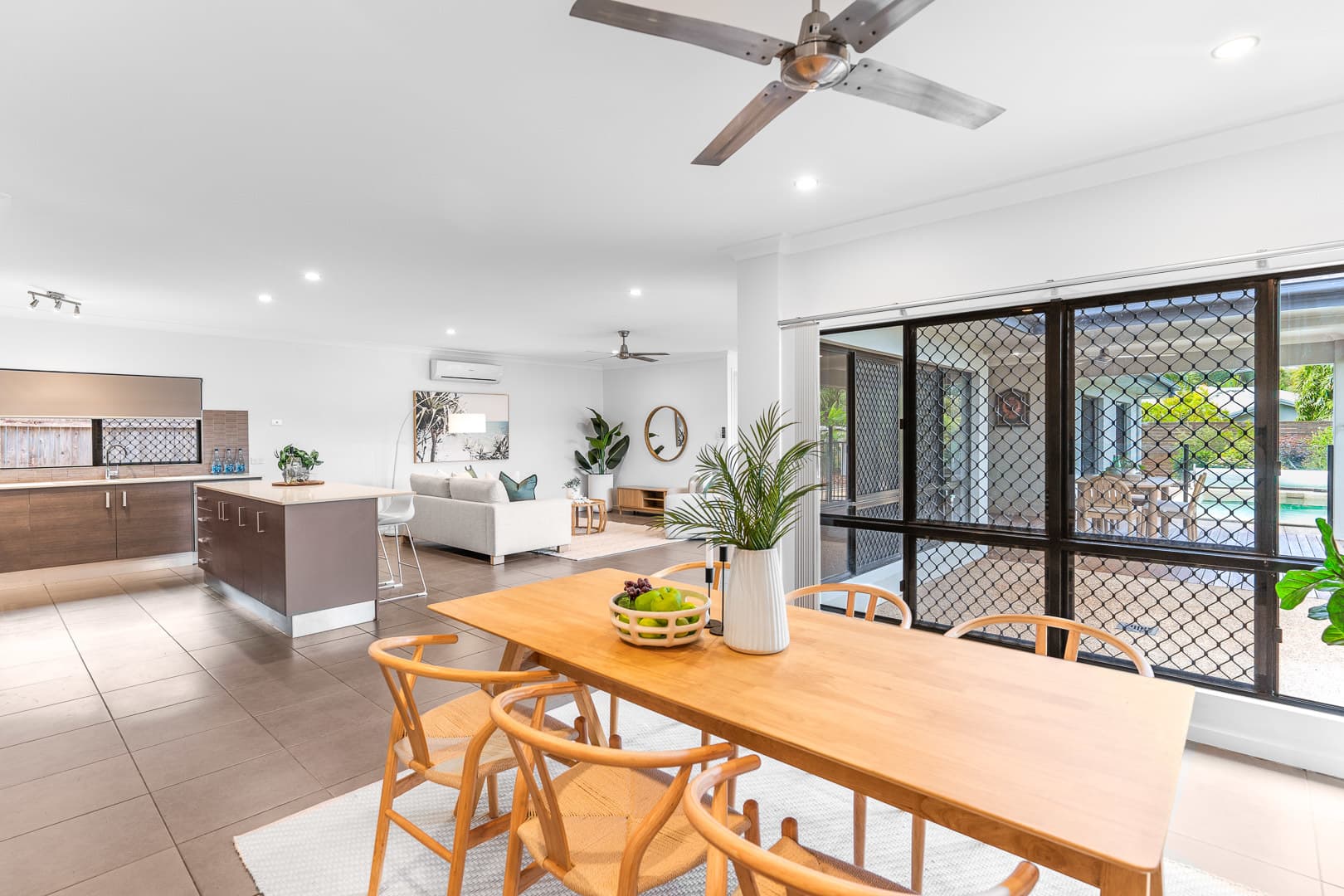 10 Savaii Close, Palm Cove, Palm Cove - Image 1
