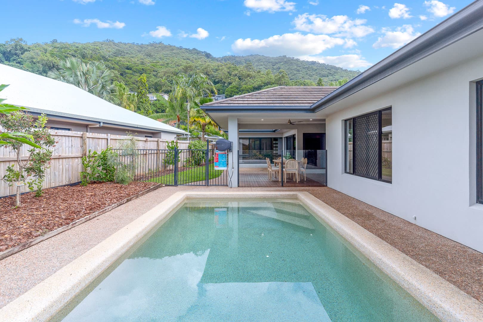10 Savaii Close, Palm Cove, Palm Cove - Thumbnail 2