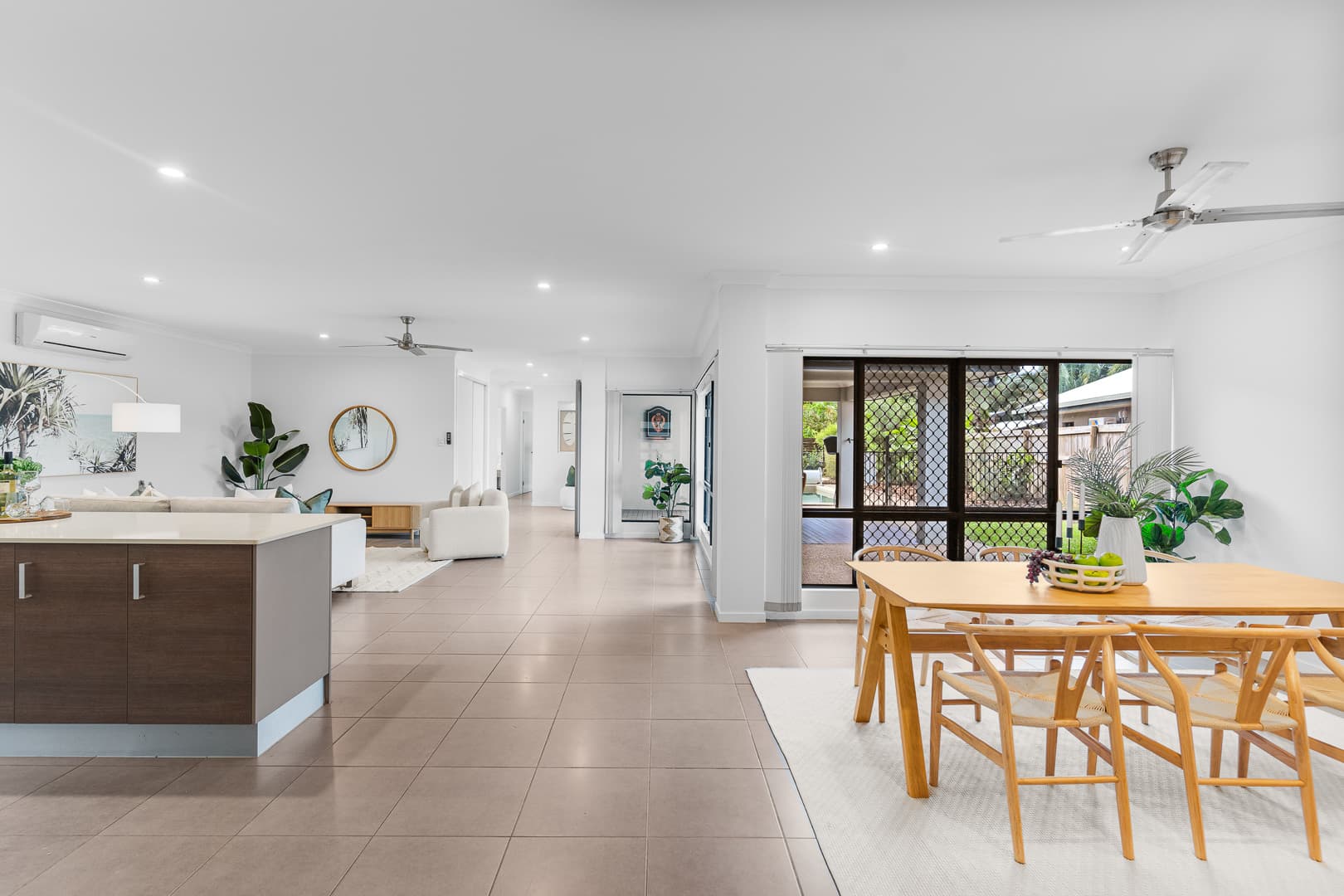 10 Savaii Close, Palm Cove, Palm Cove - Thumbnail 3