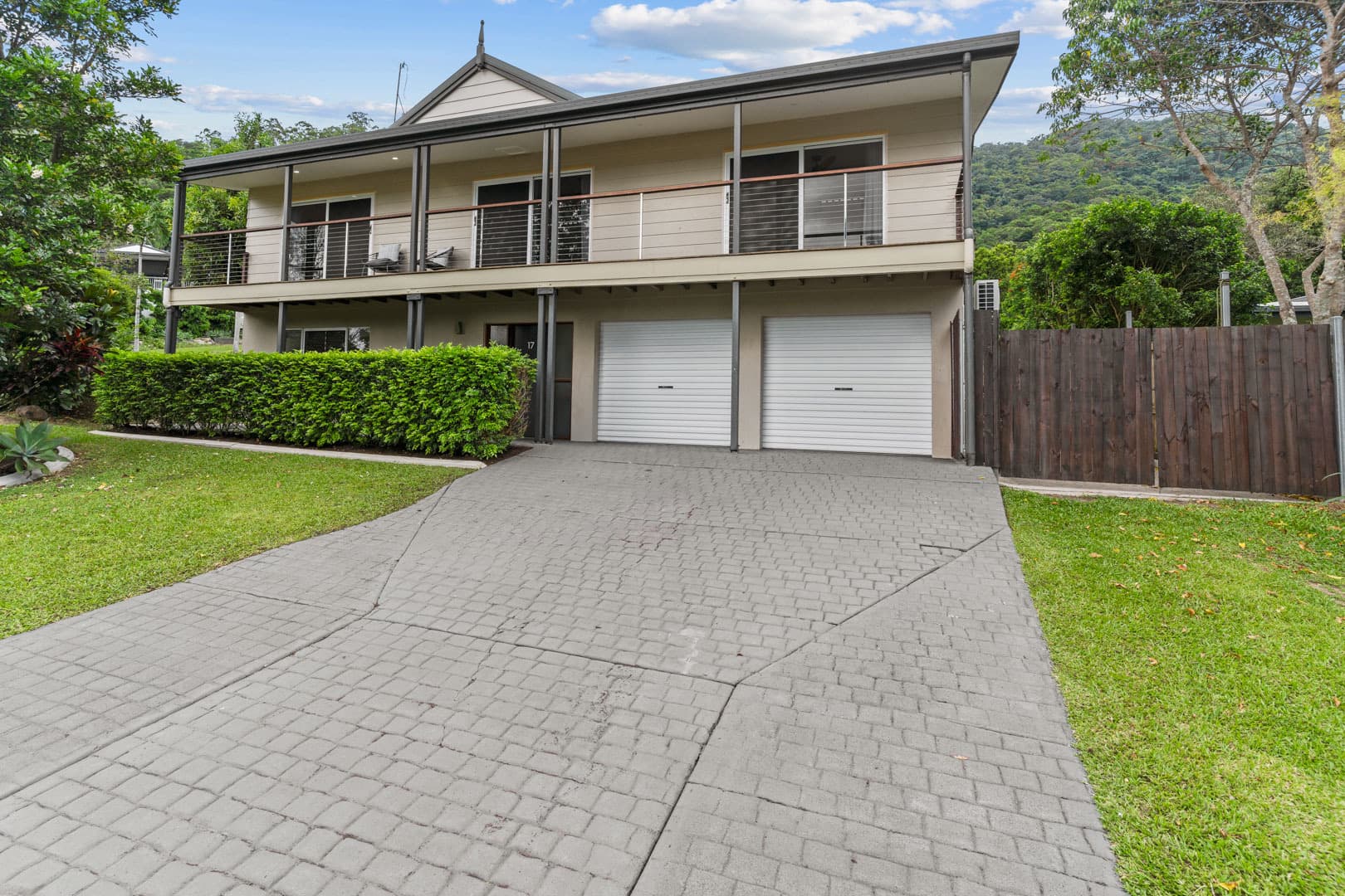 17 Hermes Close, Mooroobool, Mooroobool - Image 1