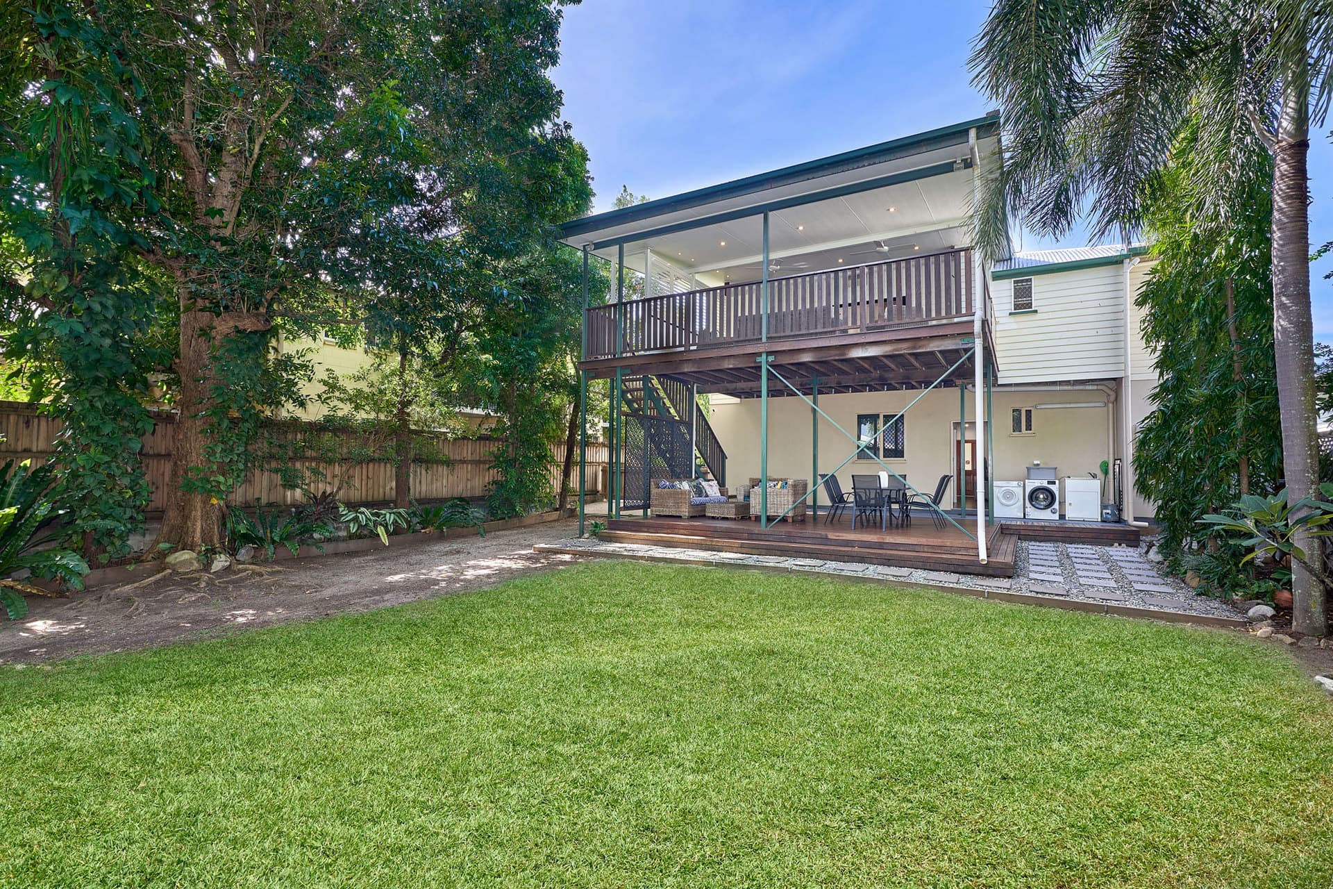 199 Buchan Street, Bungalow, Bungalow - Thumbnail 3