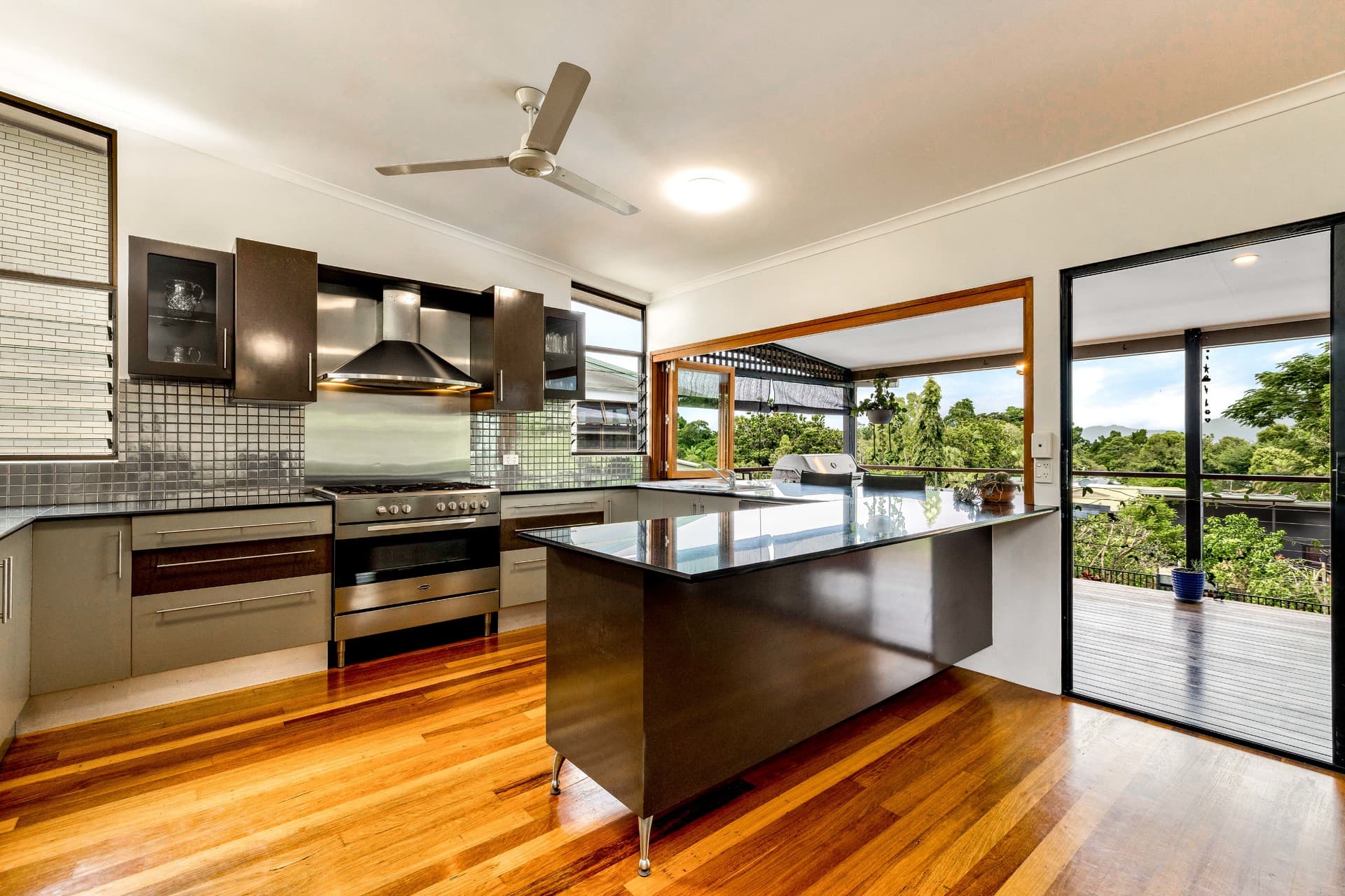 37 Hutchinson Street, Edge Hill, Edge Hill - Thumbnail 2