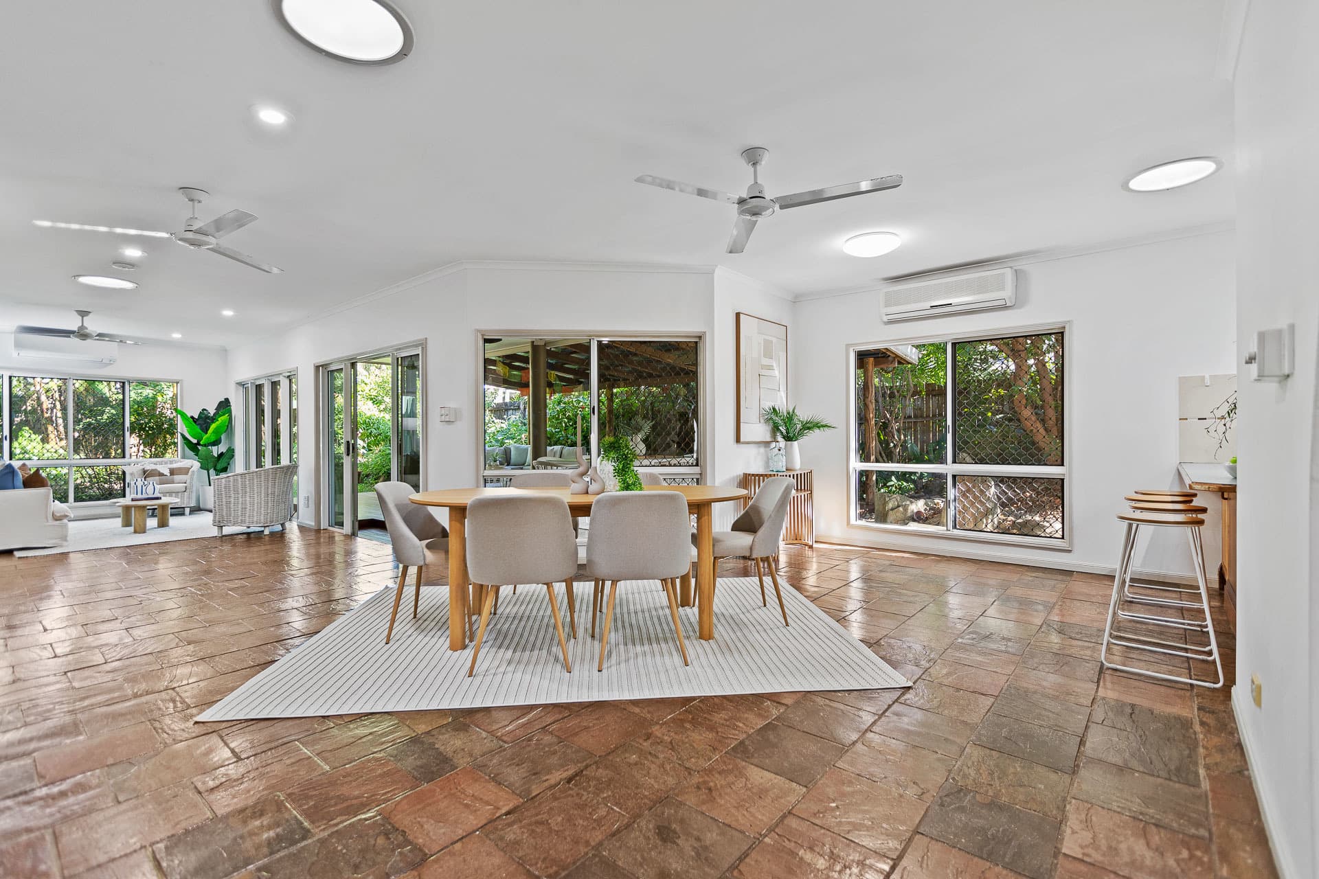 24 Isaac Smith Close, Kewarra Beach, Kewarra Beach - Thumbnail 3