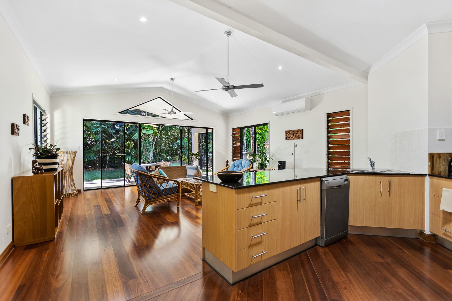 35 Greendale Close, Brinsmead, Brinsmead - Thumbnail 5