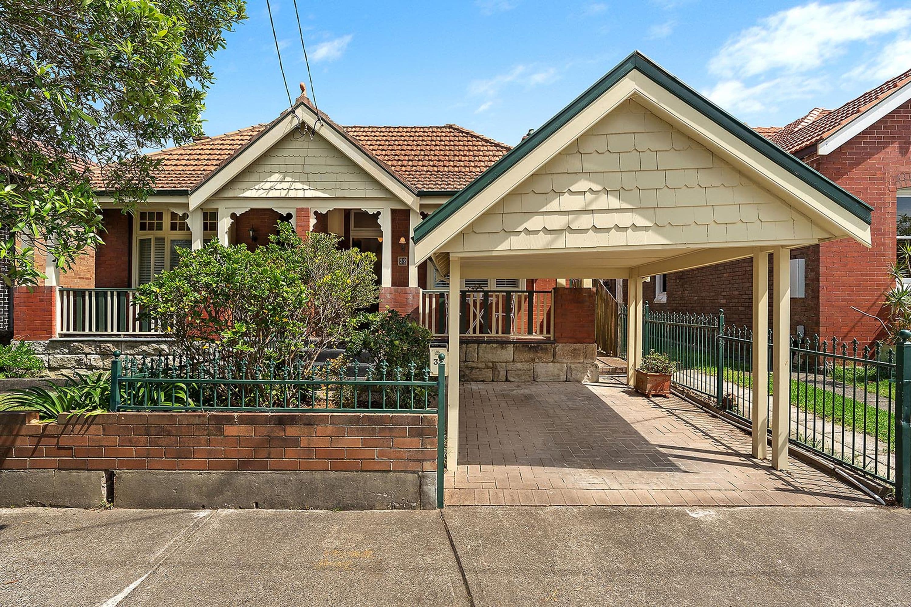 32 Cairo Street, Cammeray - Image 1