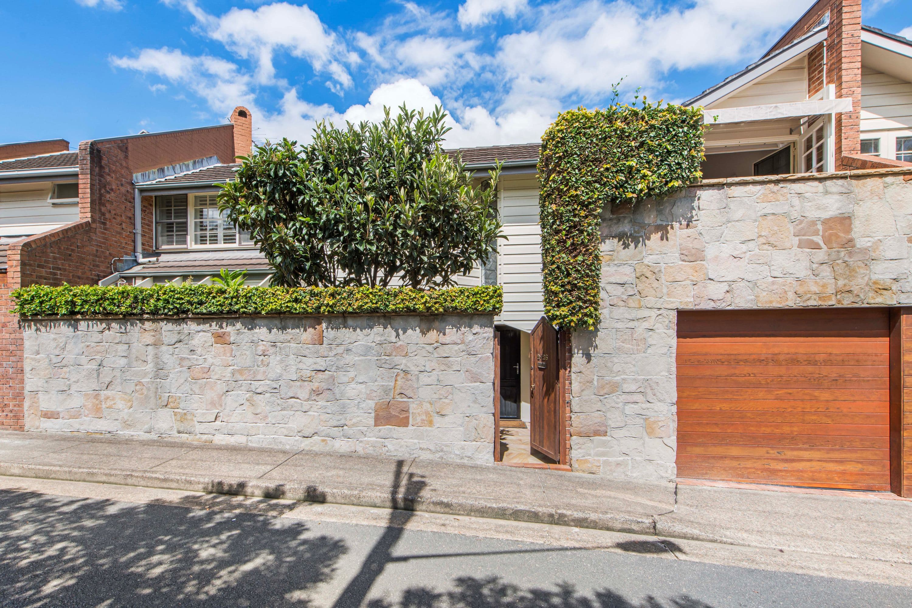 2/126 Blues Point Road, McMahons Point - Thumbnail 5
