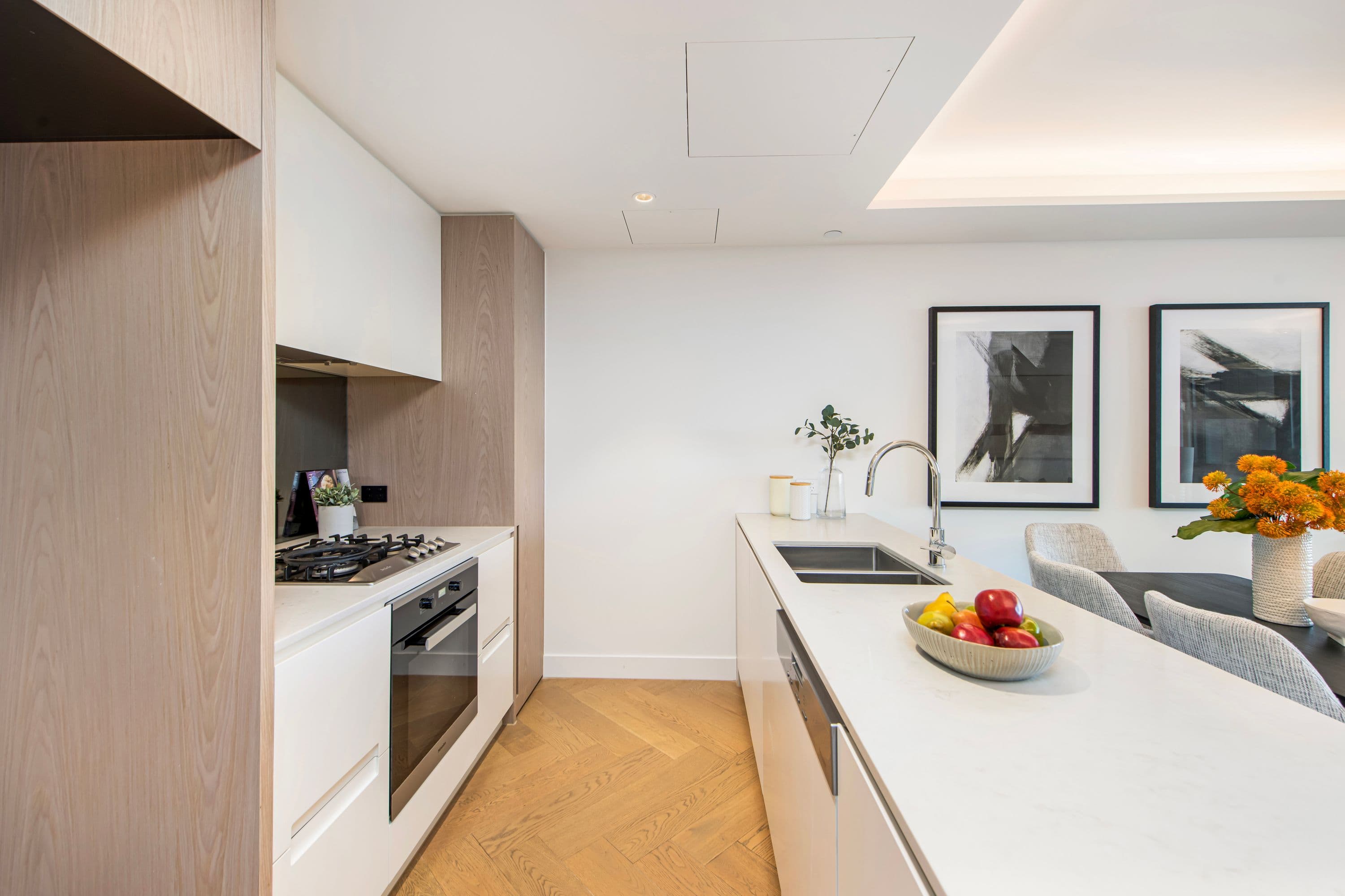 1203/88 Alfred Street, Milsons Point - Thumbnail 6