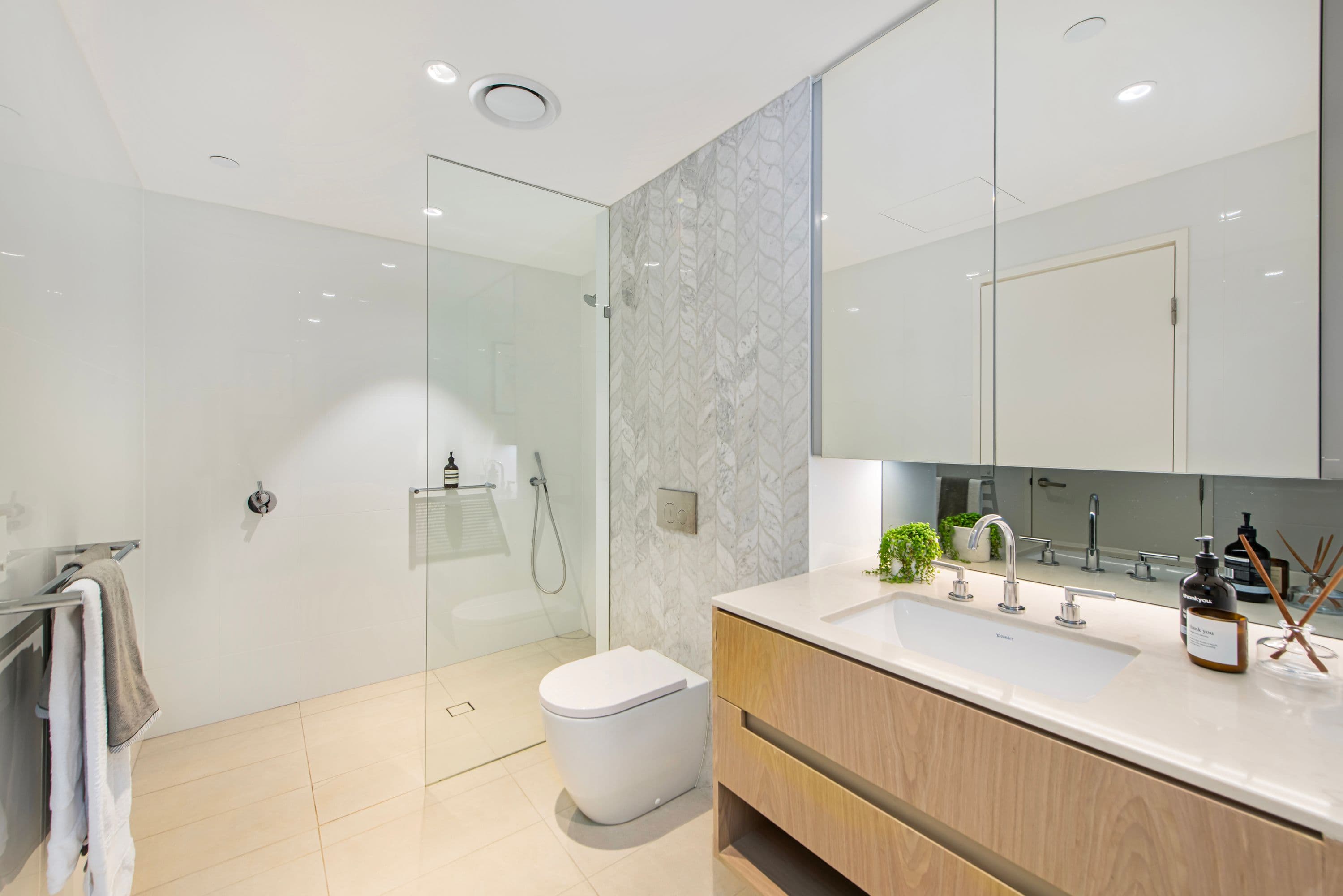 1203/88 Alfred Street, Milsons Point - Thumbnail 8