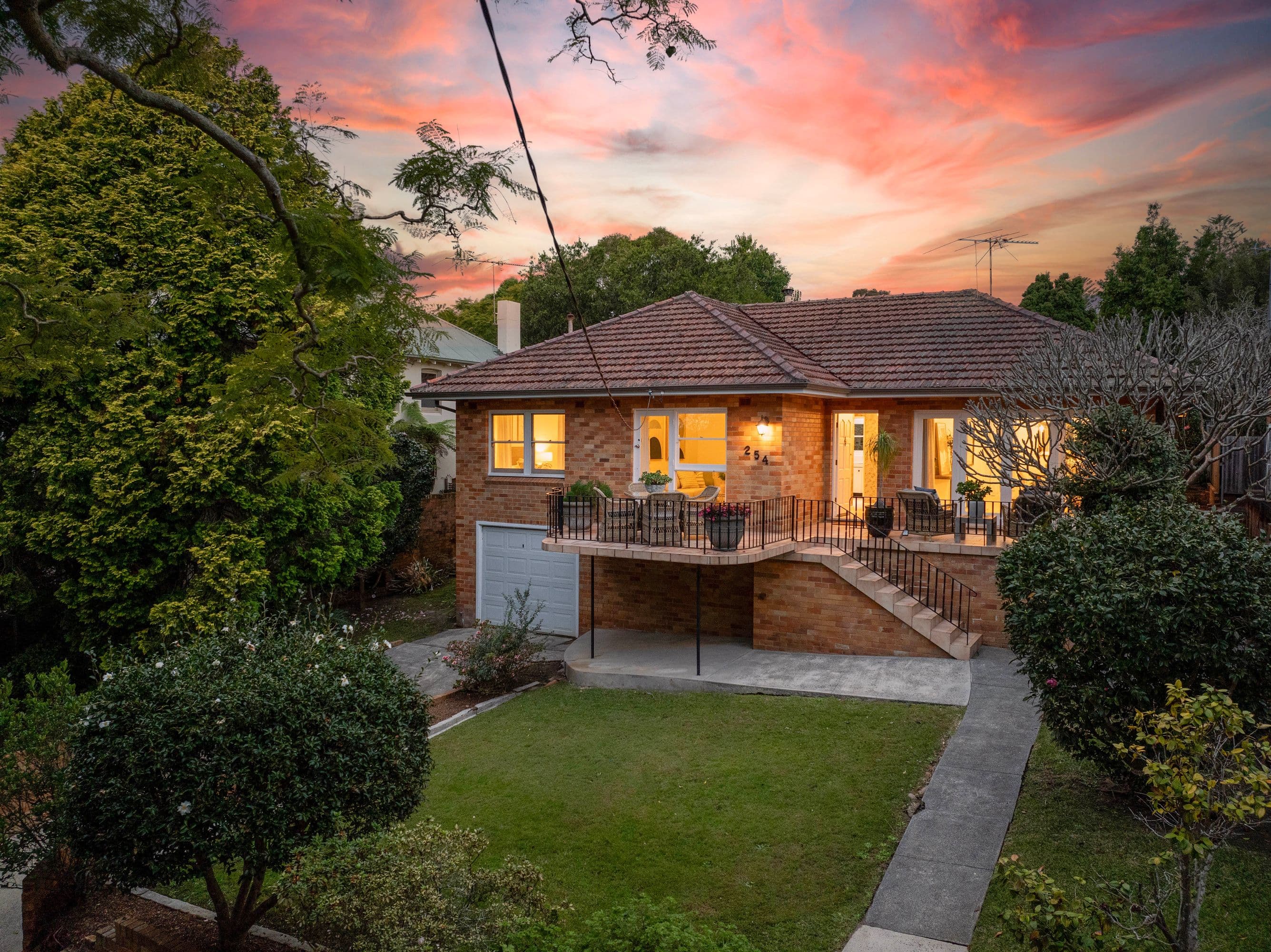 254 Boundary Street, Castle Cove - Image 1