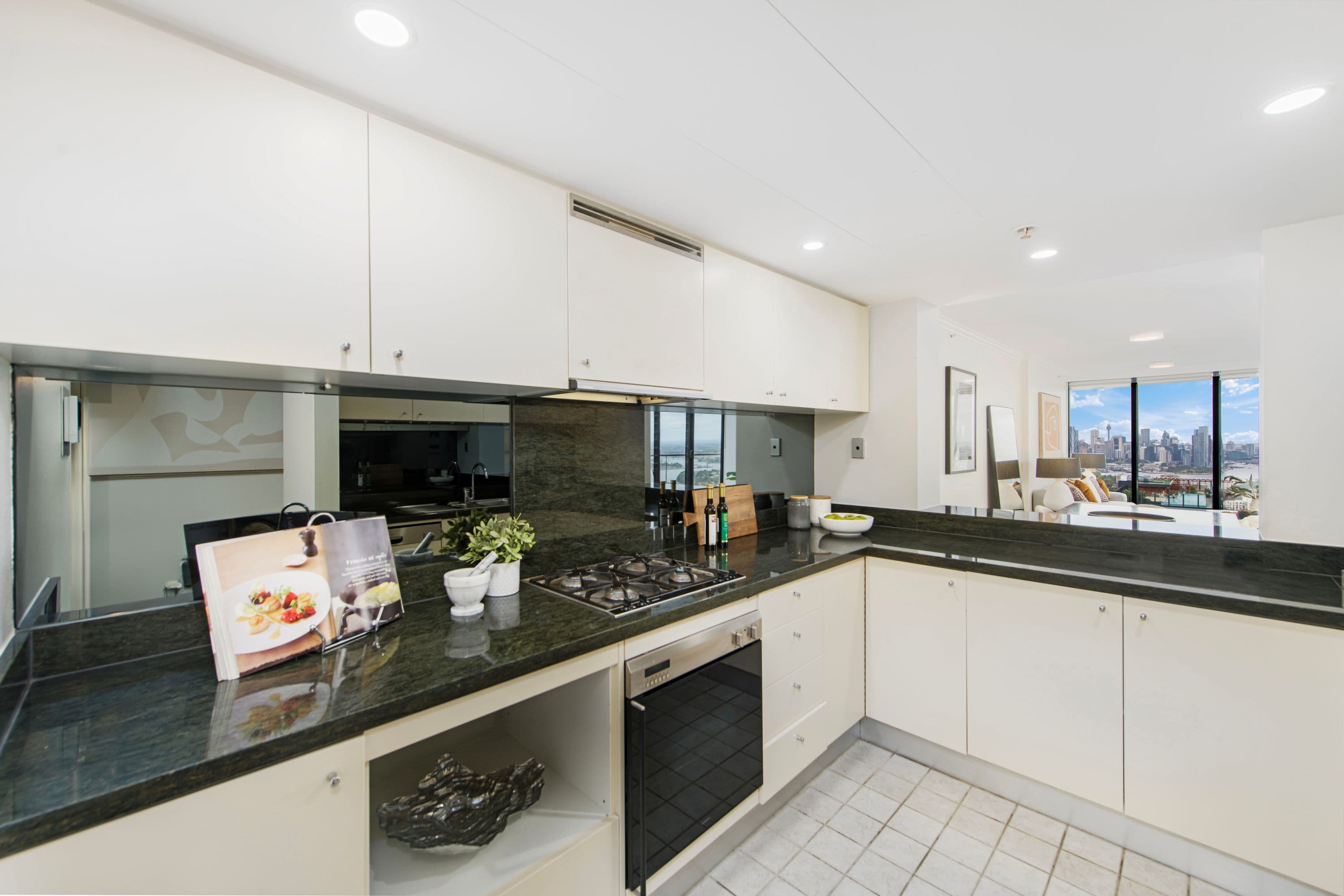 3301/1 Sergeants Lane, St Leonards - Thumbnail 4