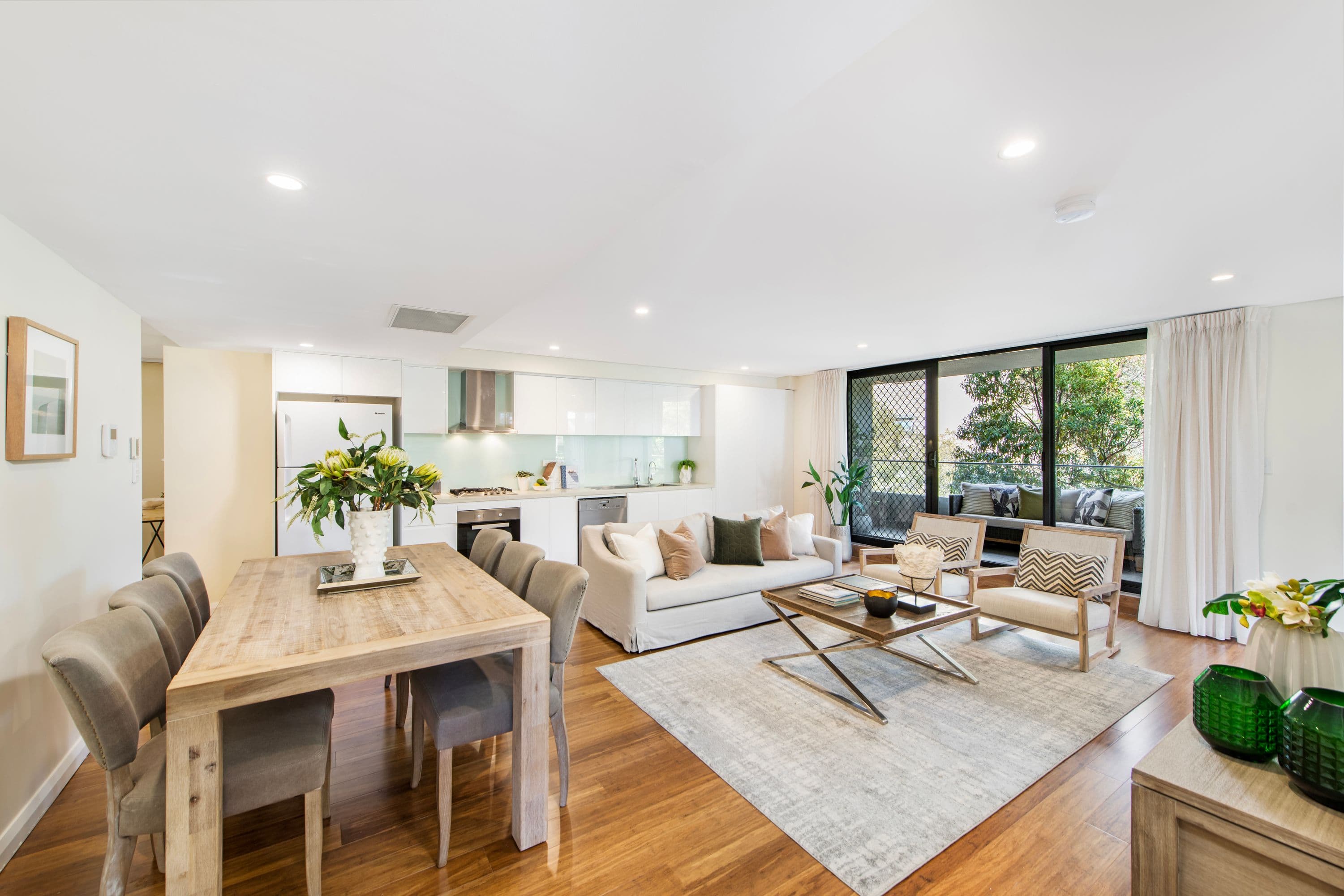 102/100 Bay Road, Waverton - Image 1