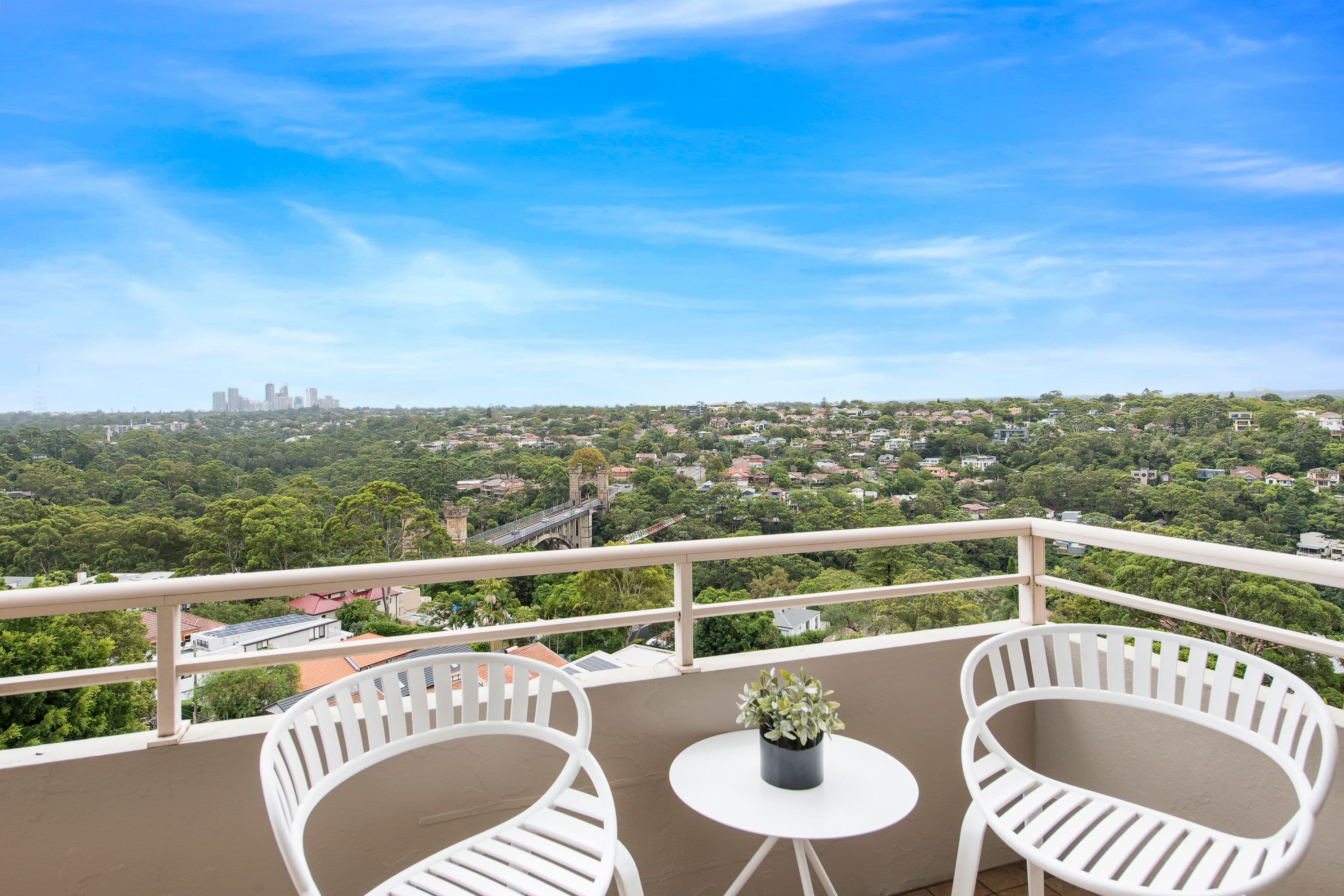 19/74 Cairo Street, Cammeray - Image 1